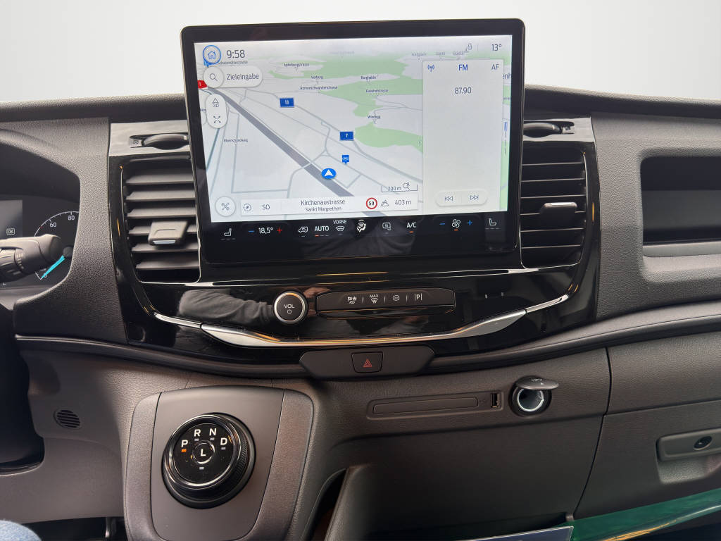 FORD E-Transit Van 350 L3H2 67kWh Trend-image-11