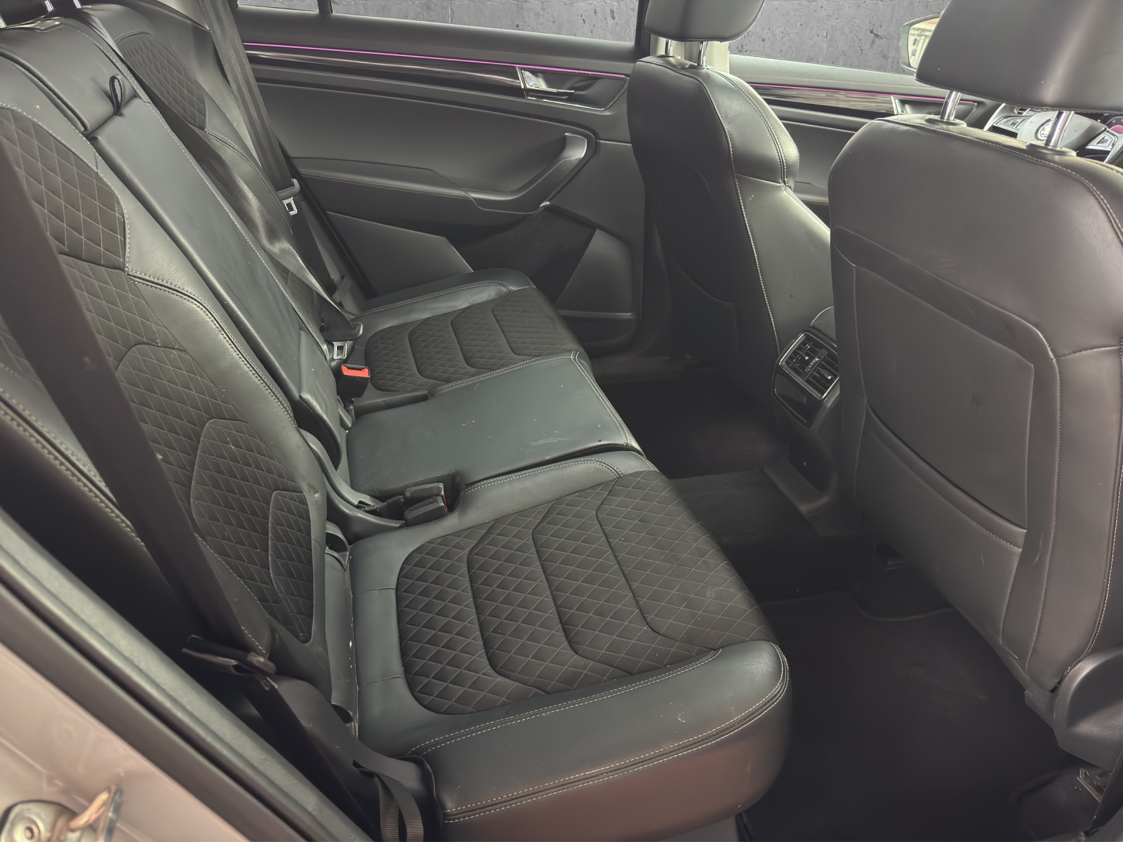 SKODA Kodiaq 2.0 TDI CR Style 4x4 DSG-image-10