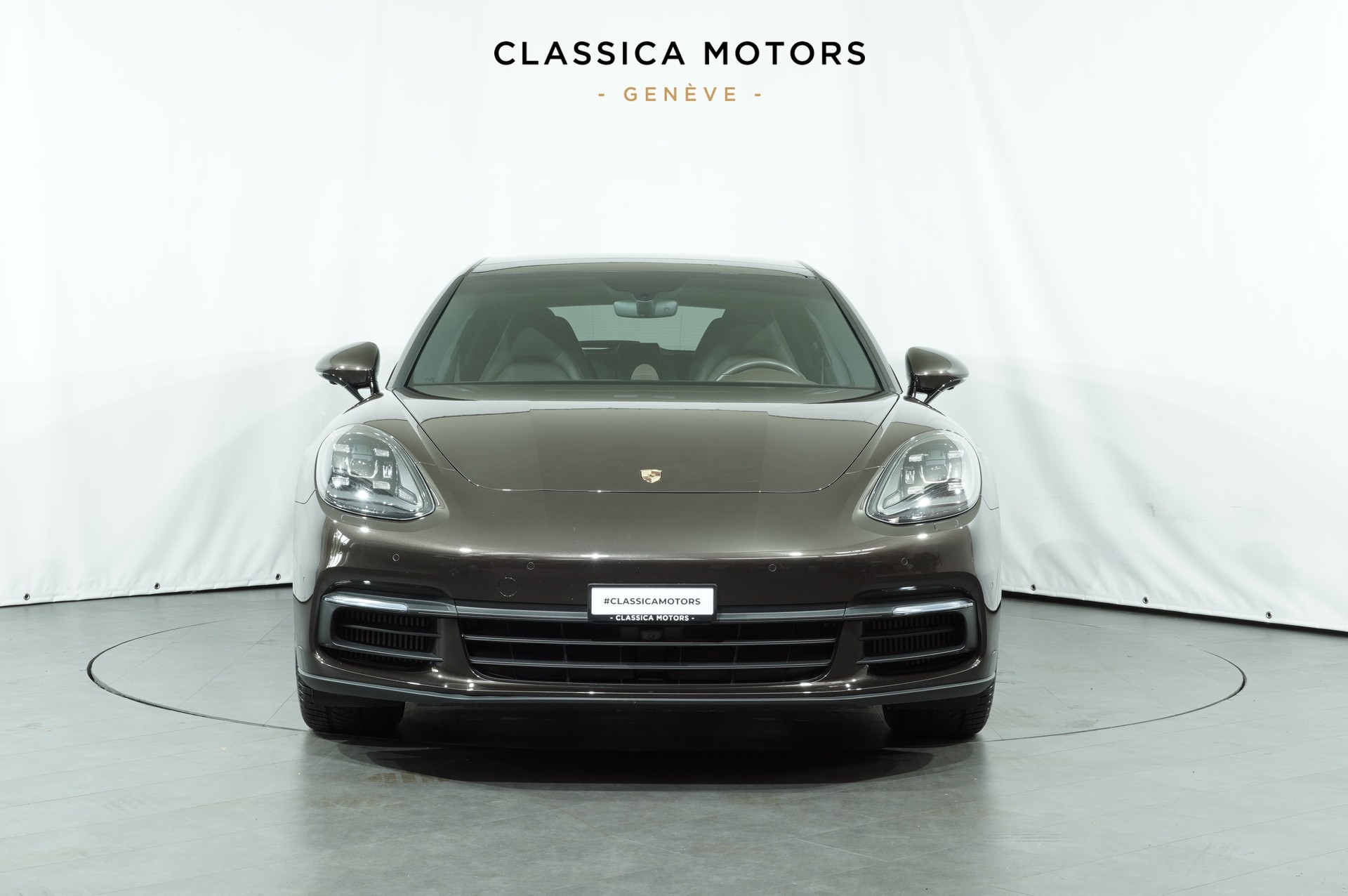 PORSCHE Panamera 4 E-Hybrid Sport Turismo PDK-image-8