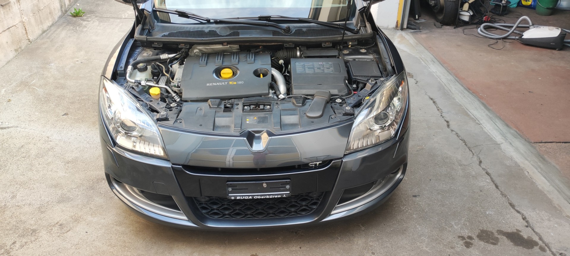 RENAULT Mégane Grandtour 2.0 16V GT-image-12