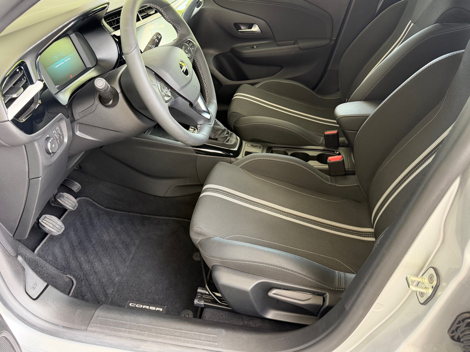 OPEL Corsa 1.2 TP GS-image-3
