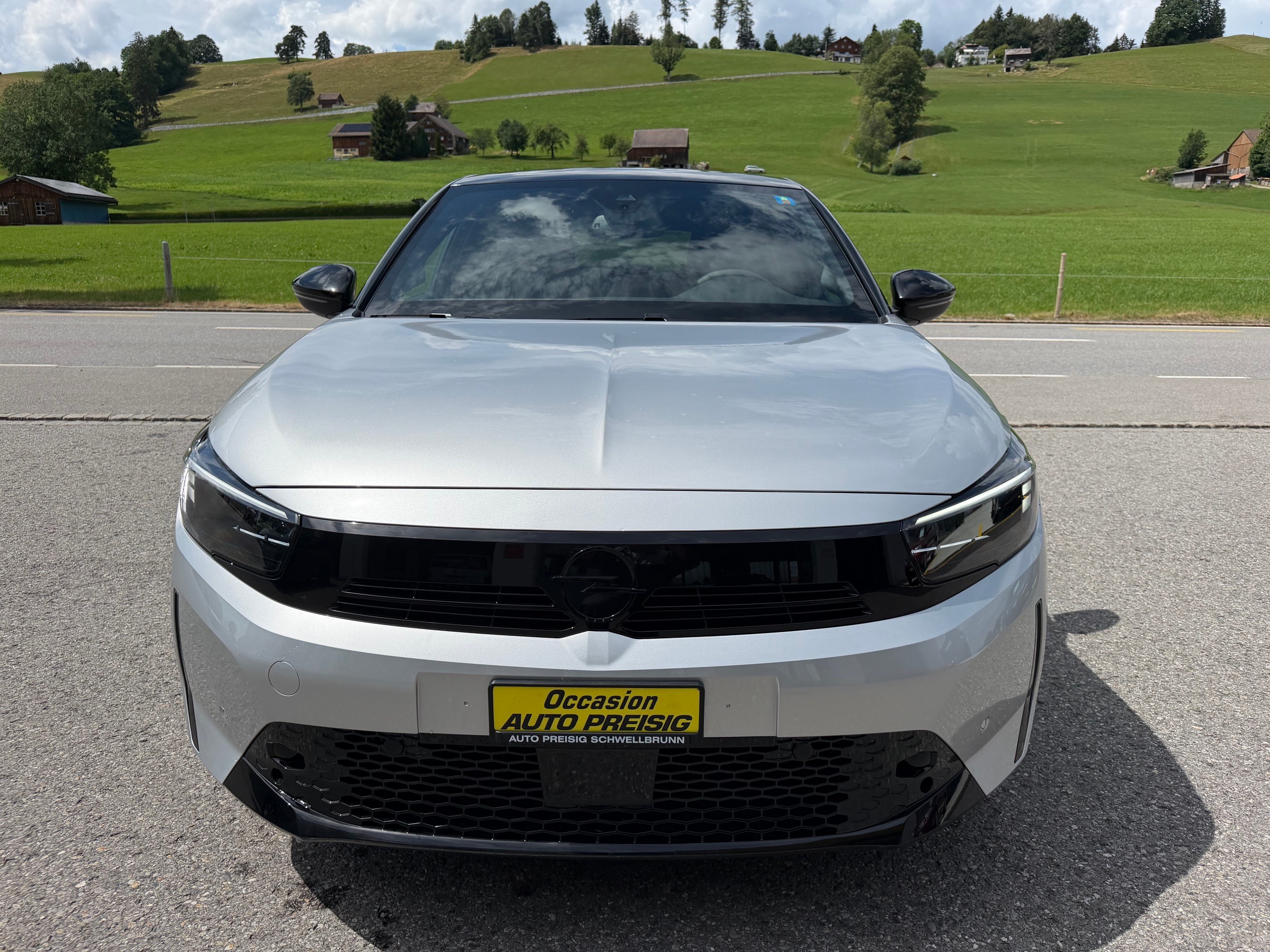 Car photo