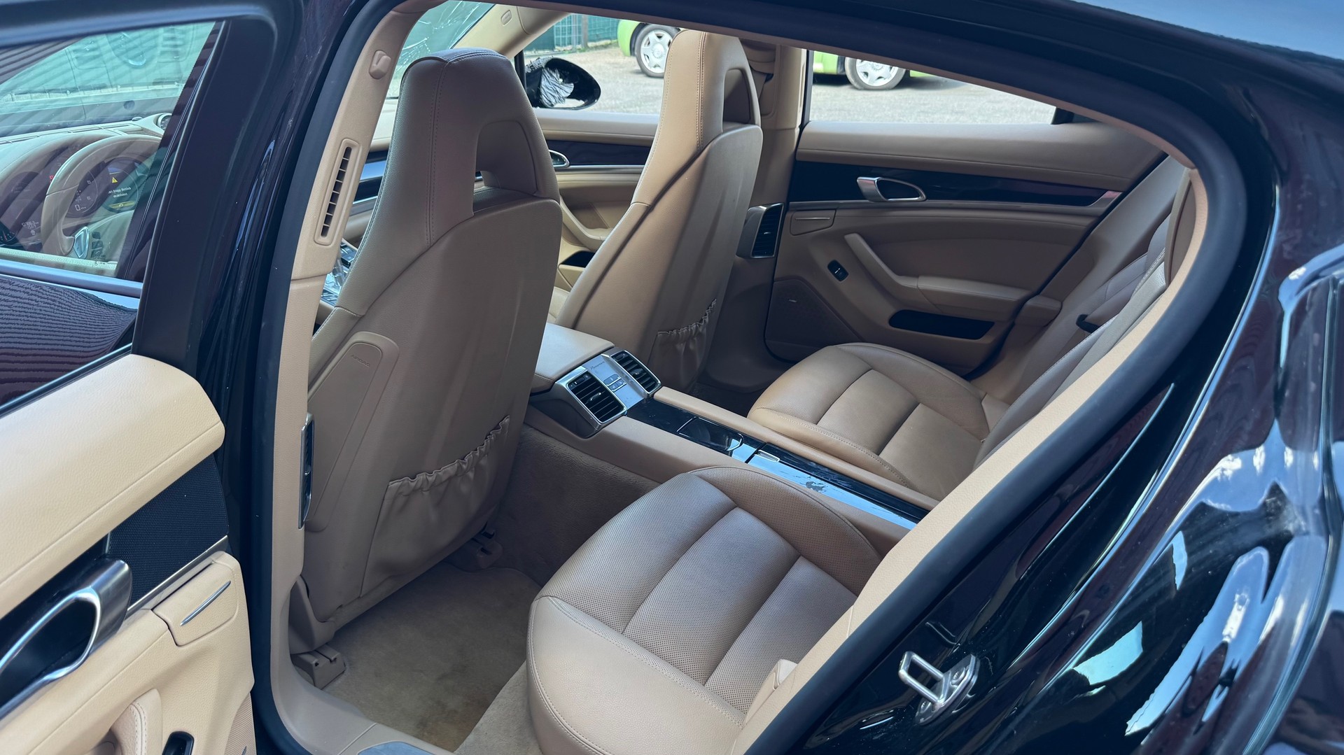 PORSCHE Panamera 3.0 Diesel Tiptronic-image-11