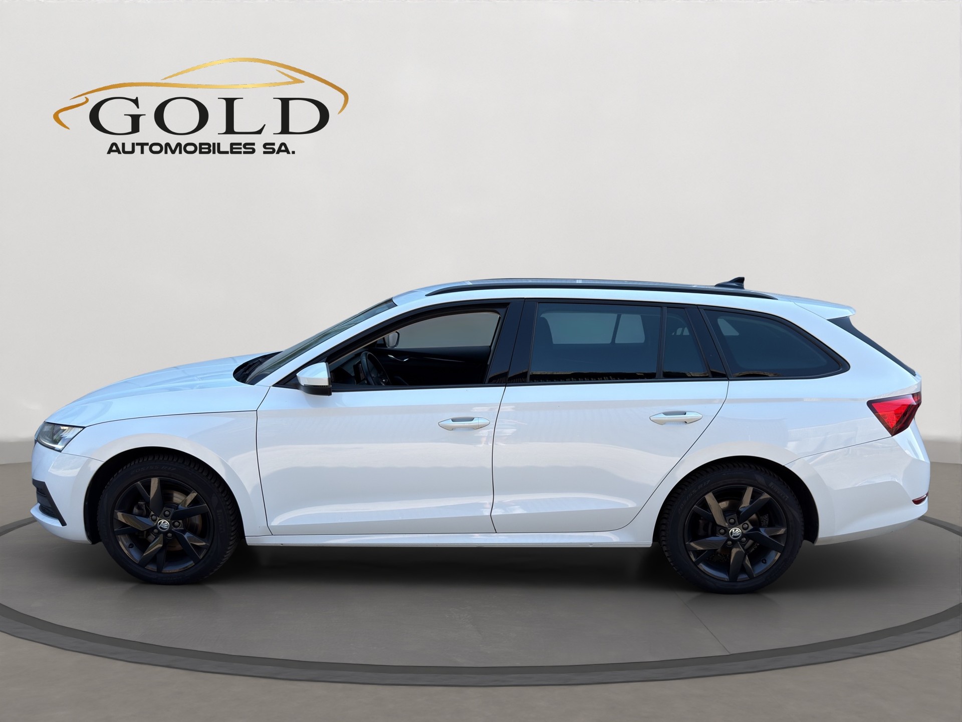 SKODA Octavia Combi 2.0 TDI DSG Ambition 4x4-image-10