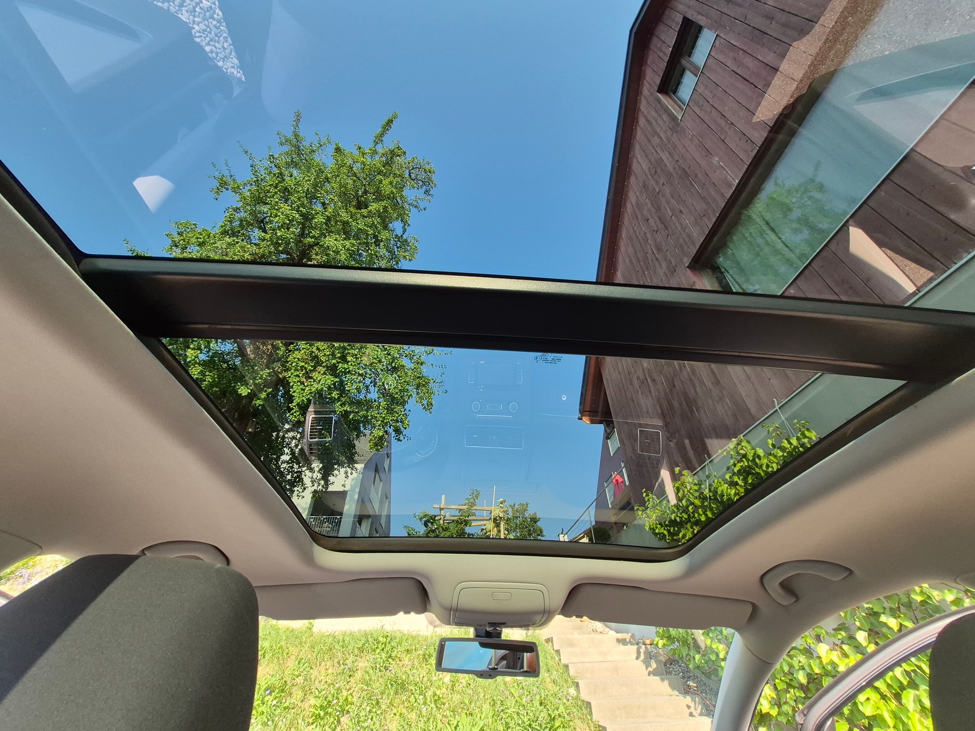 VW 2.0 TDI Blue Motion Highline *Standheizung* Panorama Dach* neuer Turbolader & AGR Kühler-image-4