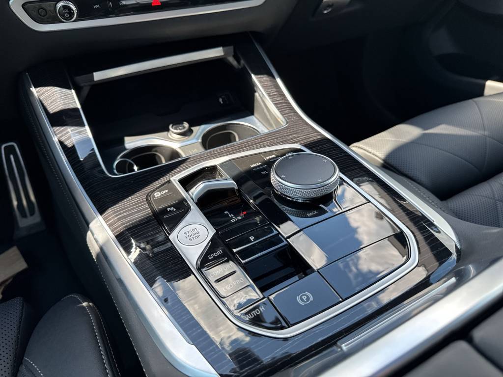 BMW X5 xDrive 48V 30d M Sport Steptronic-image-13