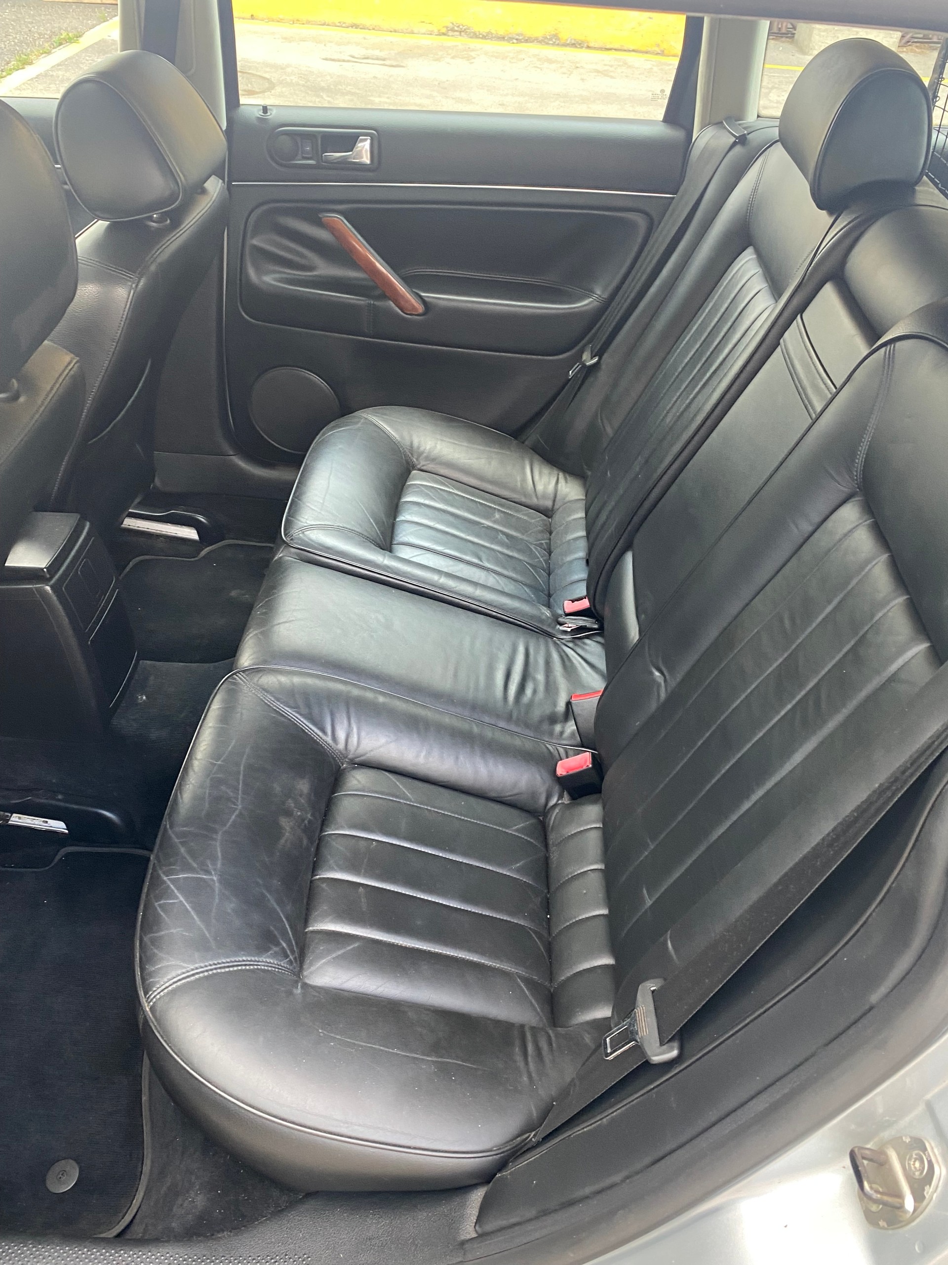 VW Passat Variant 4.0 W8 4Motion Highline-image-7