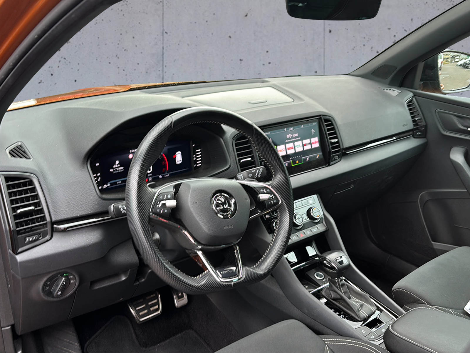 SKODA Karoq 1.5 TSI SportLine DSG-image-6