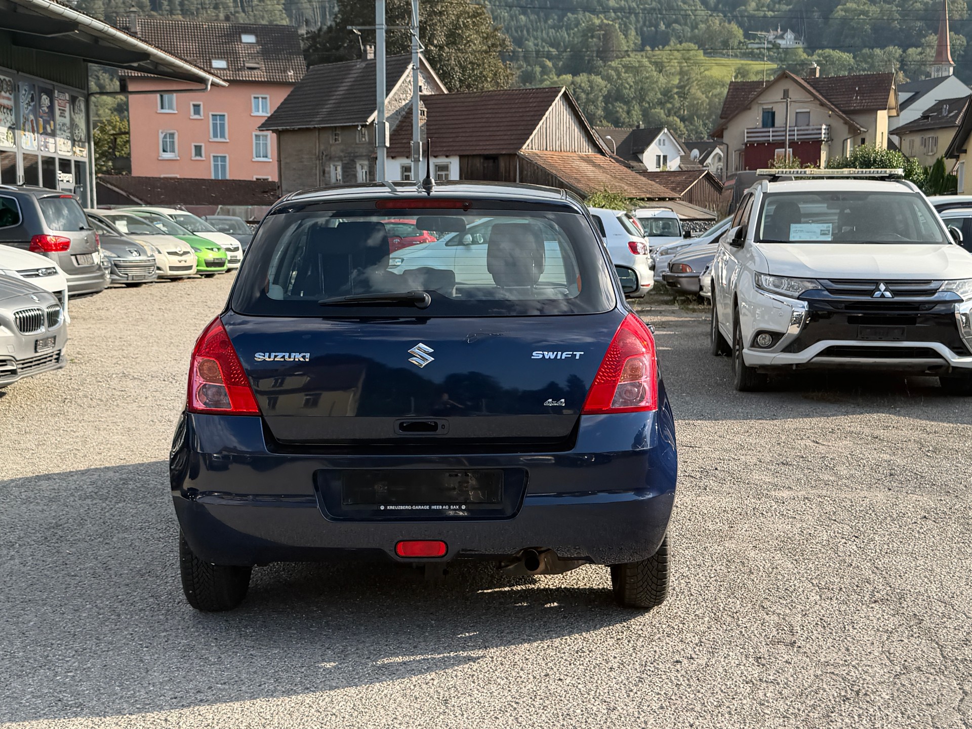SUZUKI Swift 1.3i 16V GL Top 4x4-image-14