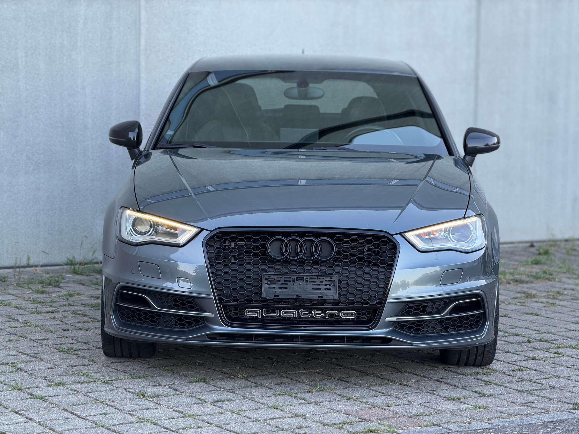 AUDI S3 Sportback 2.0 TFSI quattro S-tronic-image-2