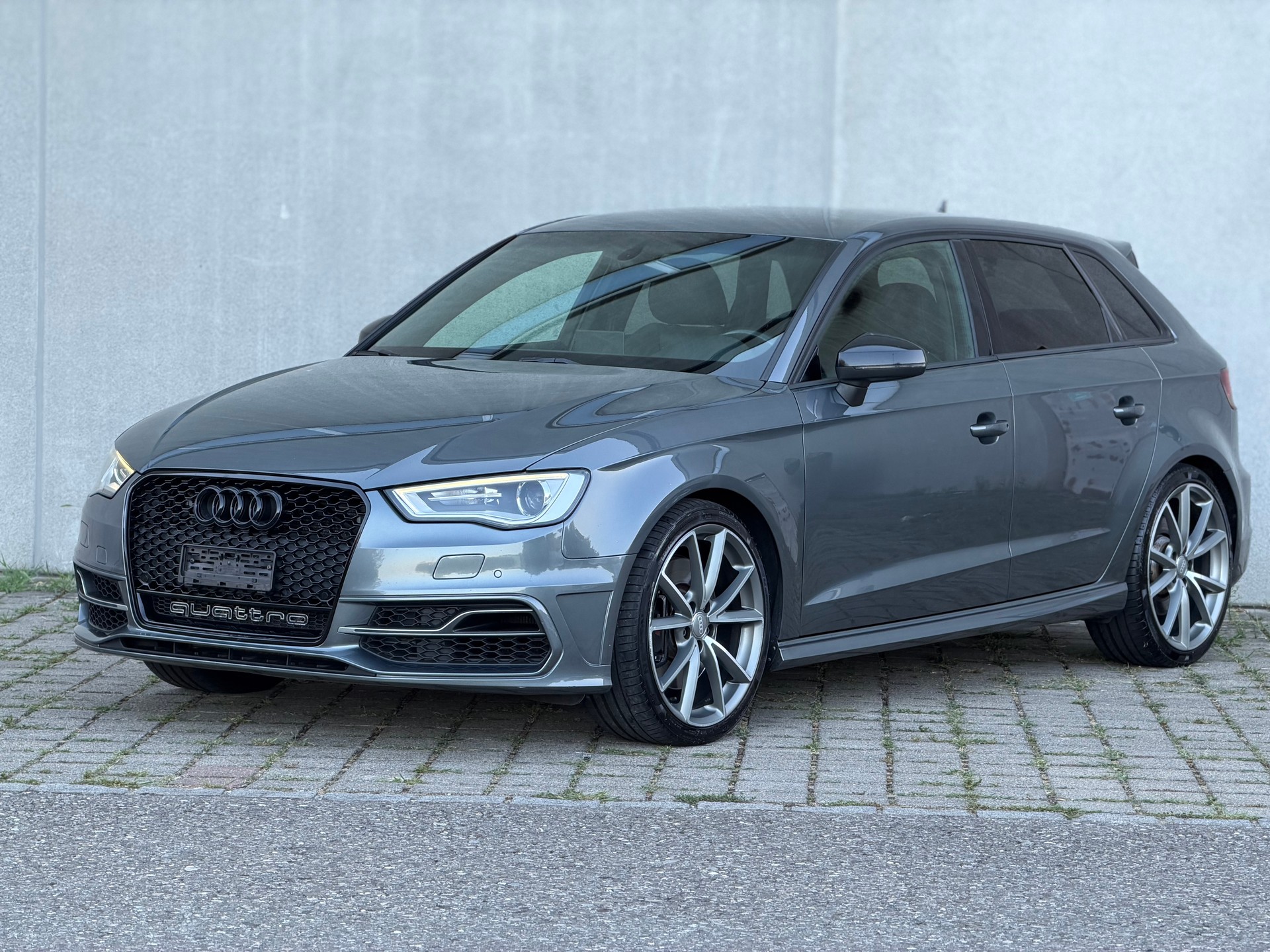 AUDI S3 Sportback 2.0 TFSI quattro S-tronic-image-0