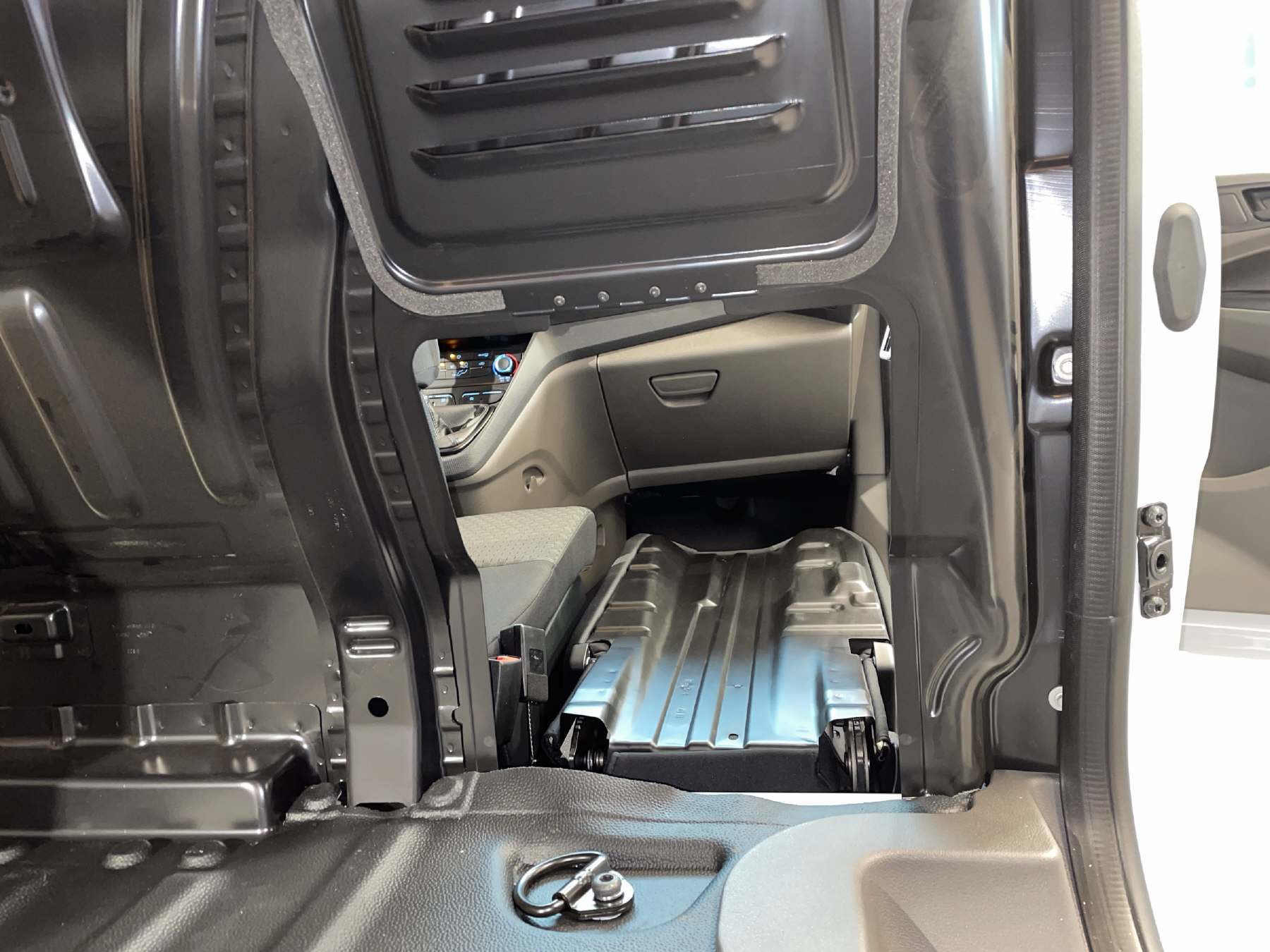 FORD Transit Connect Van 230 L2 (Langeversion) 1.5 TDCi EcoBlue 100 PS Trend-image-9