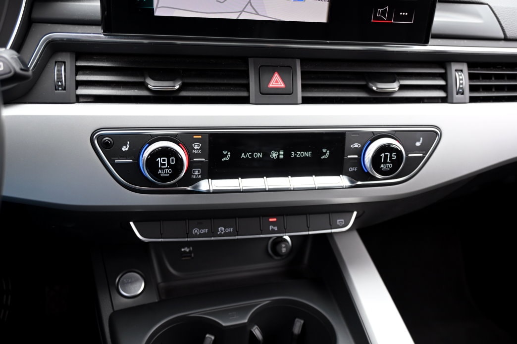 AUDI A4 Avant 2.0 TDI 35 Attraction S-tronic-image-10