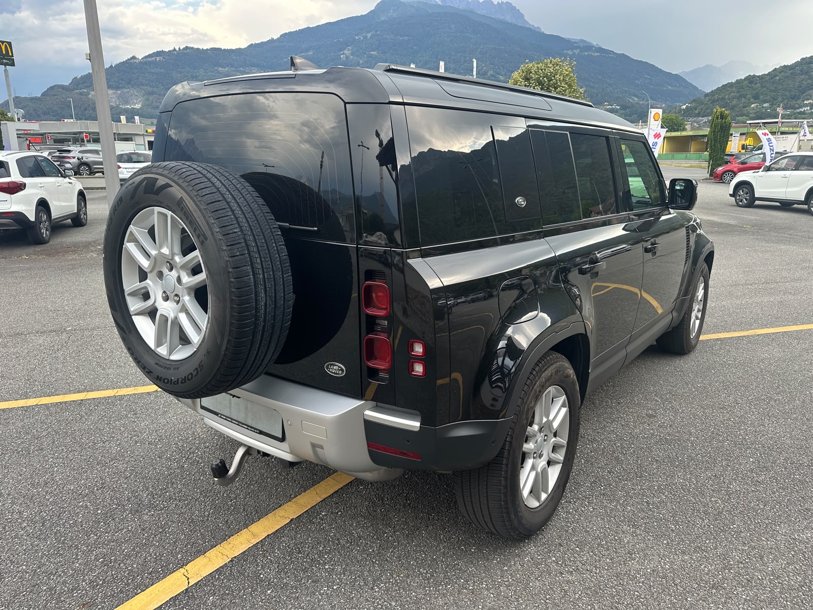 LAND ROVER Defender 110 3.0 D I6 200 S AWD AT8-image-4