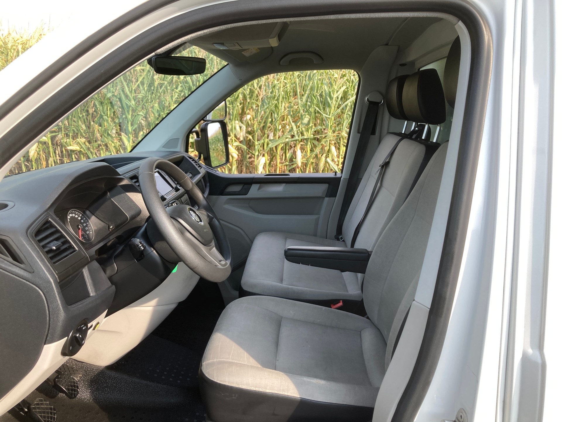 VW T6 2.0 TDI Kasten mit Hebebühne-image-7