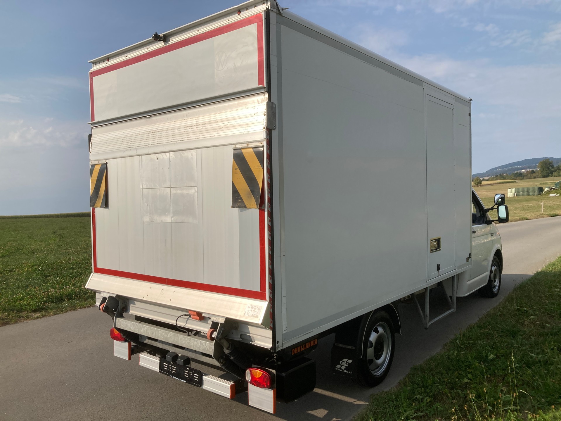 VW T6 2.0 TDI Kasten mit Hebebühne-image-2