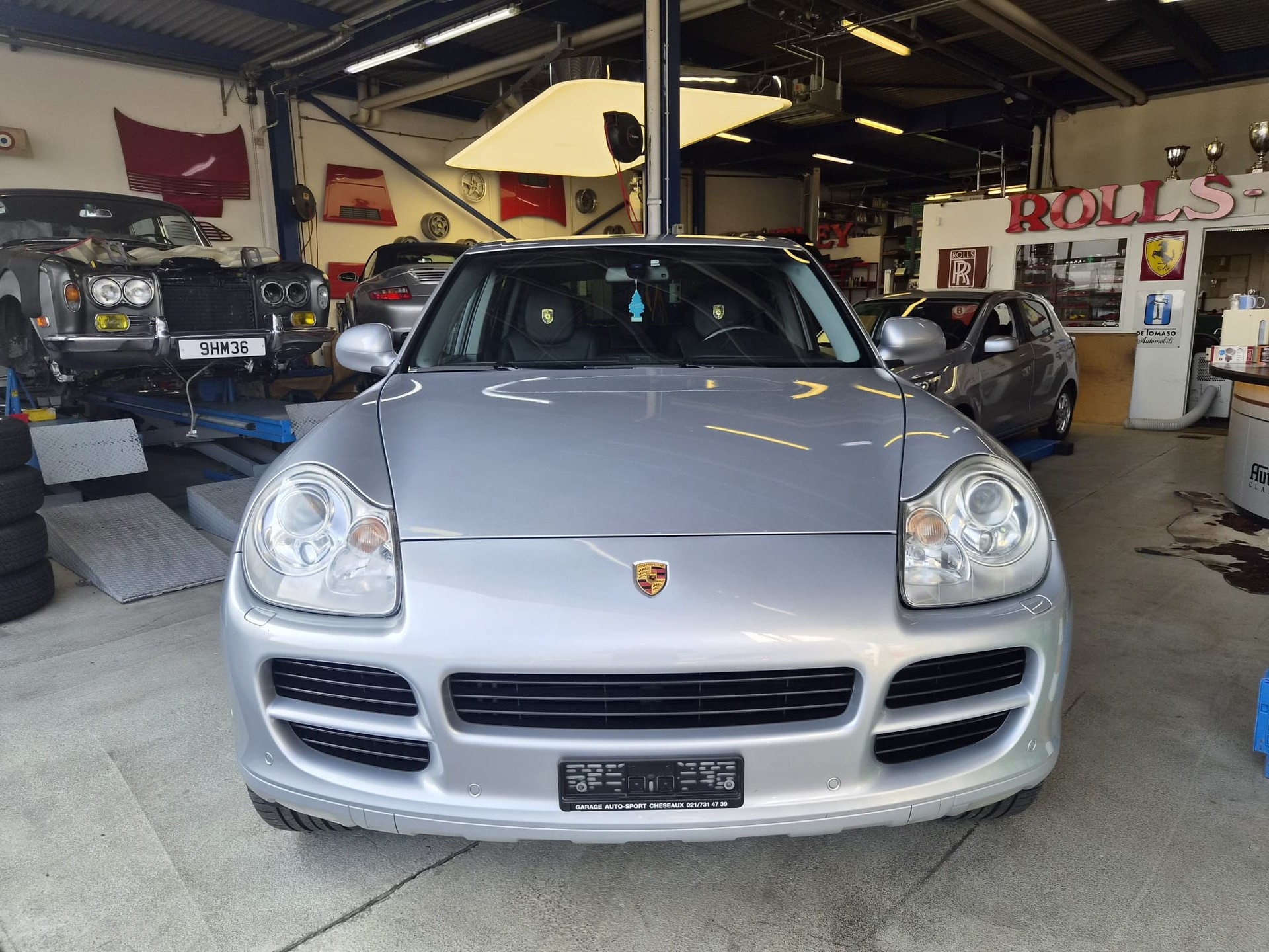 PORSCHE Cayenne 4x4 Automatic-showroom-element-1