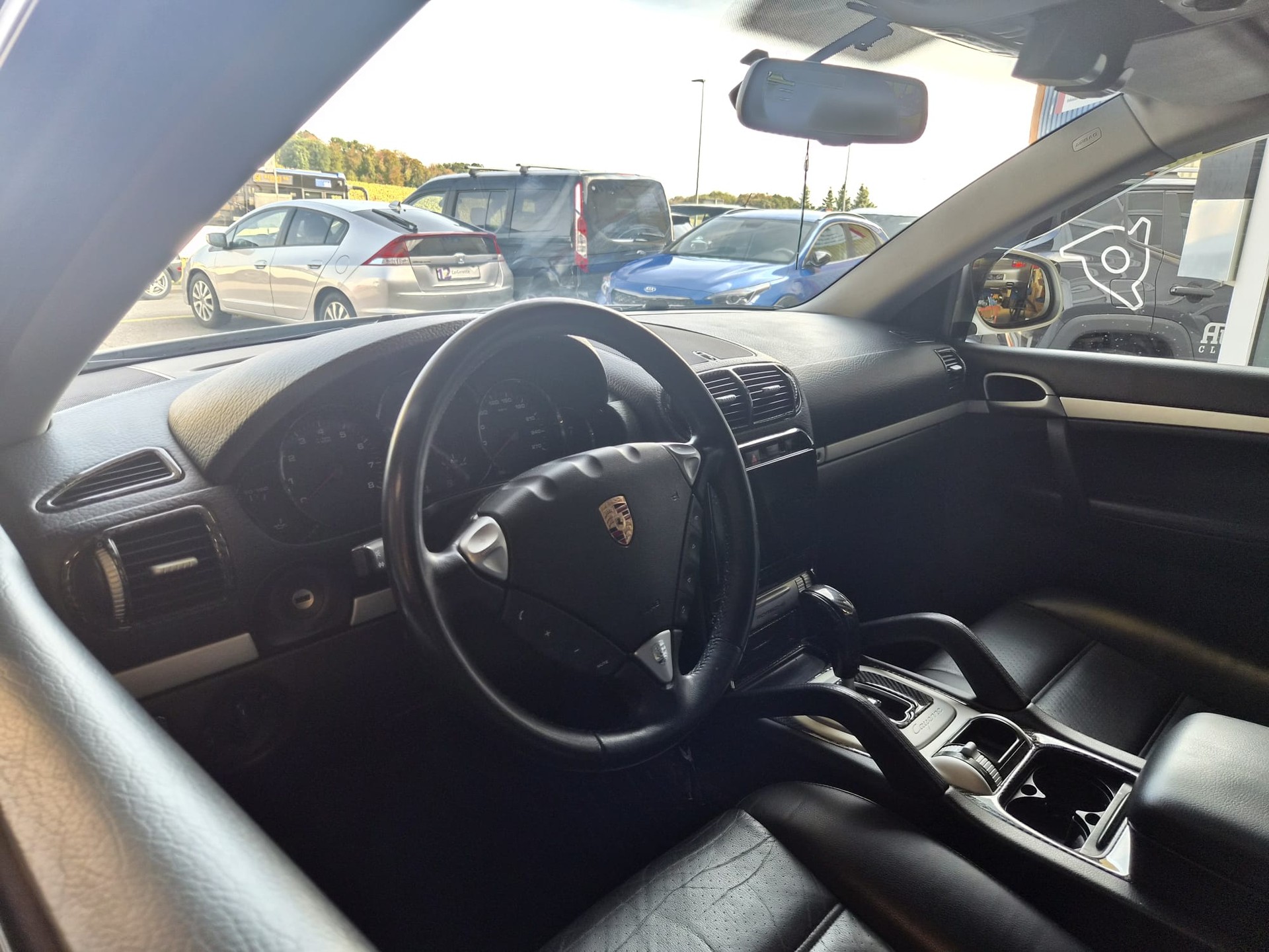 PORSCHE Cayenne 4x4 Automatic-showroom-element-3
