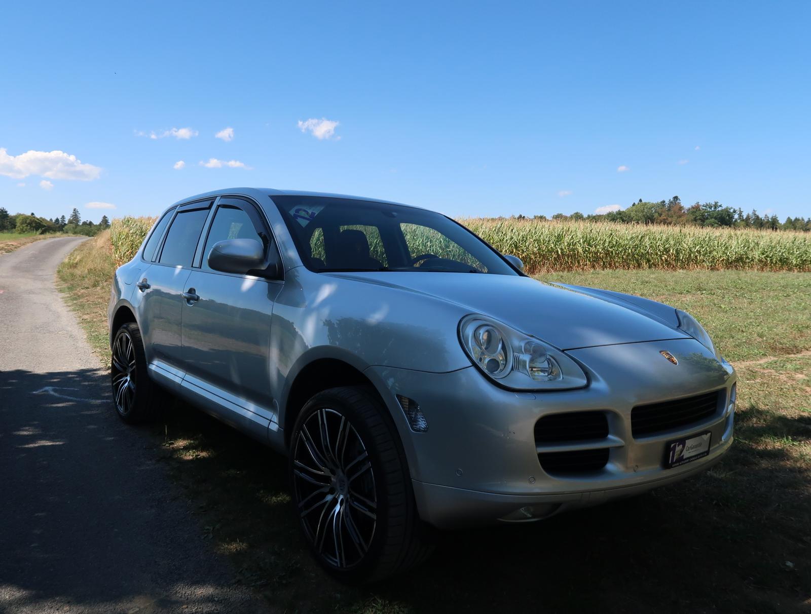 PORSCHE Cayenne 4x4 Automatic-image-2