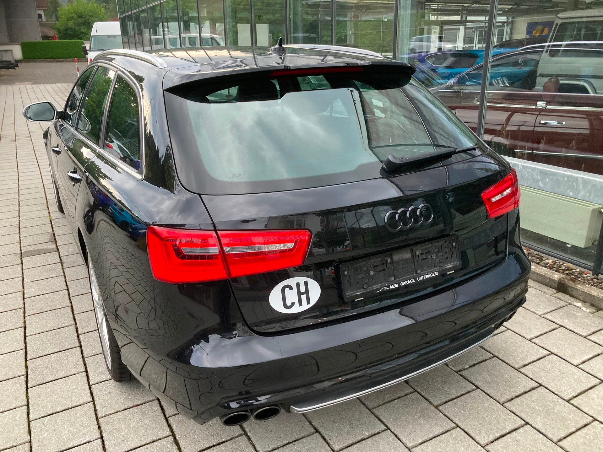 AUDI S6 Avant 4.0 TFSI V8 quattro S-tronic-image-5