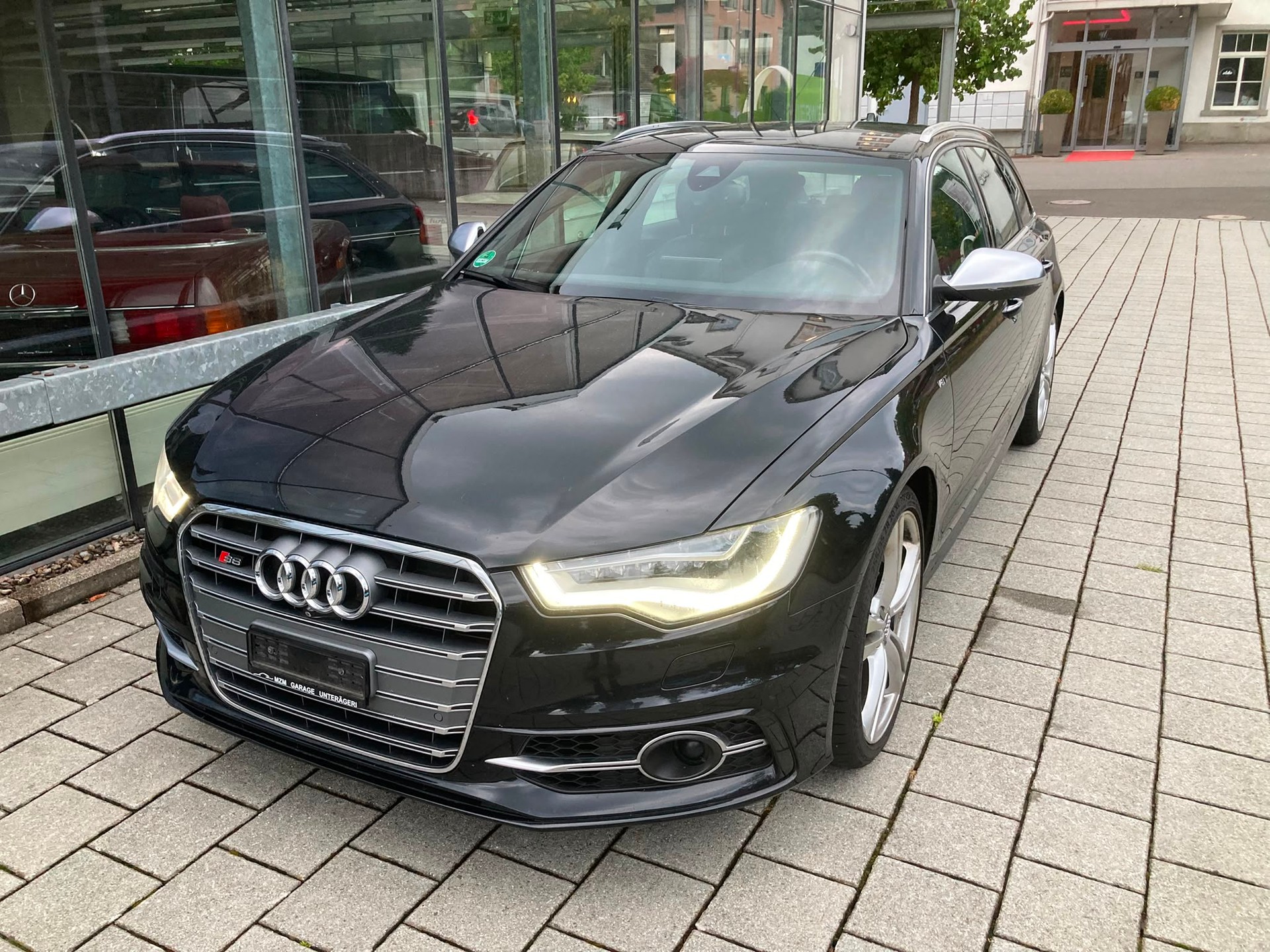 AUDI S6 Avant 4.0 TFSI V8 quattro S-tronic-showroom-element-1