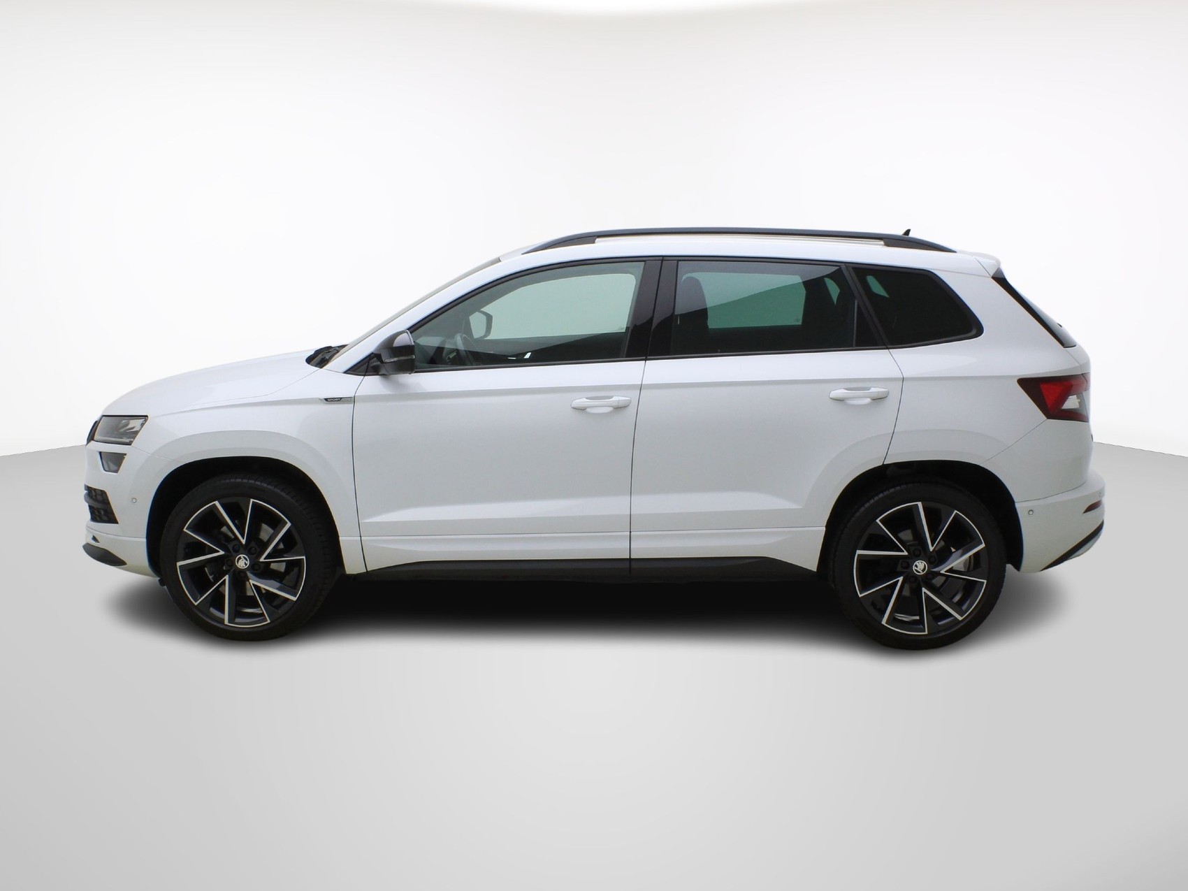 SKODA Karoq 2.0 TSI DSG Sport Line 4x4-image-2