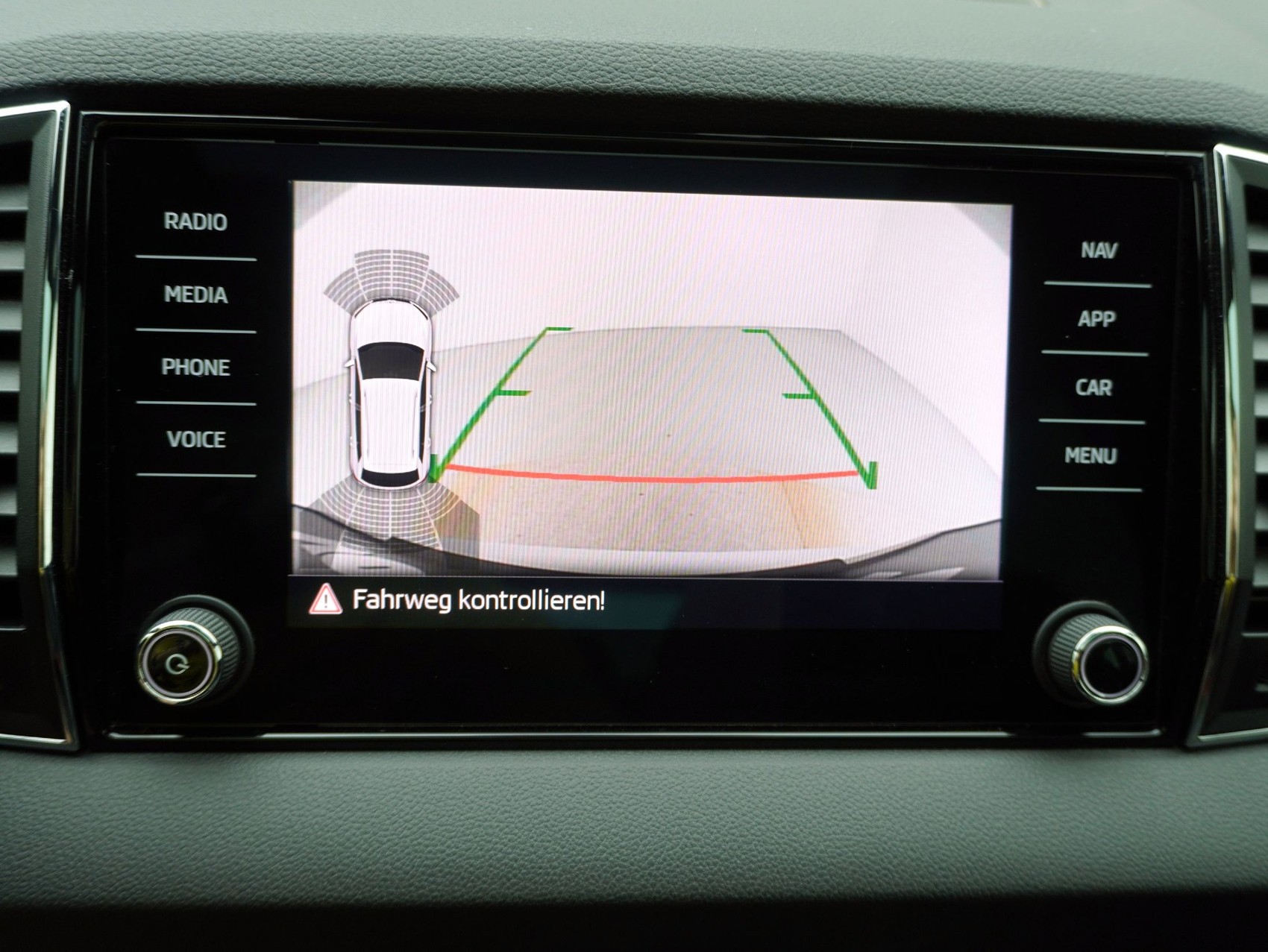 SKODA Karoq 2.0 TSI DSG Sport Line 4x4-image-19