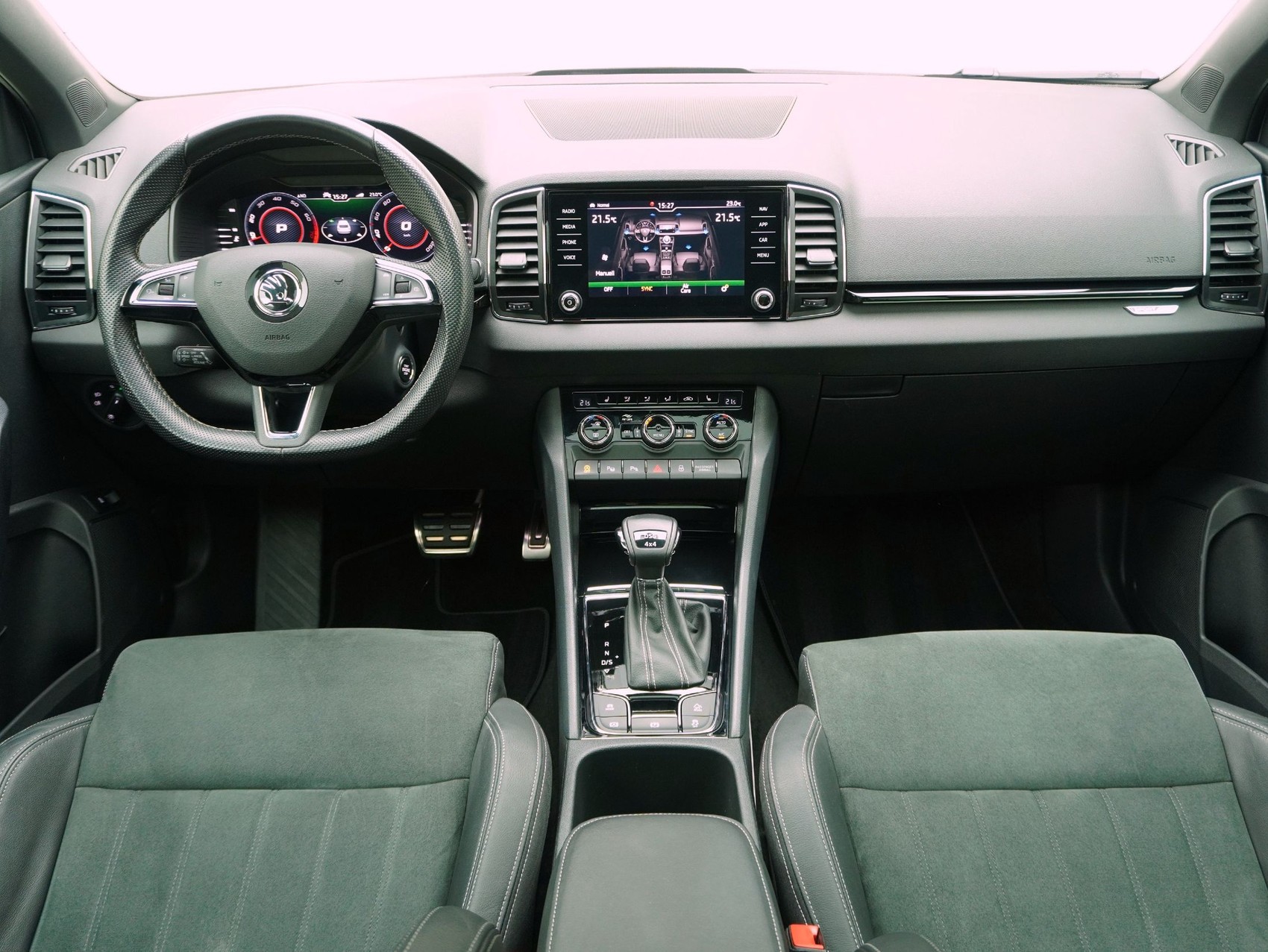 SKODA Karoq 2.0 TSI DSG Sport Line 4x4-image-14