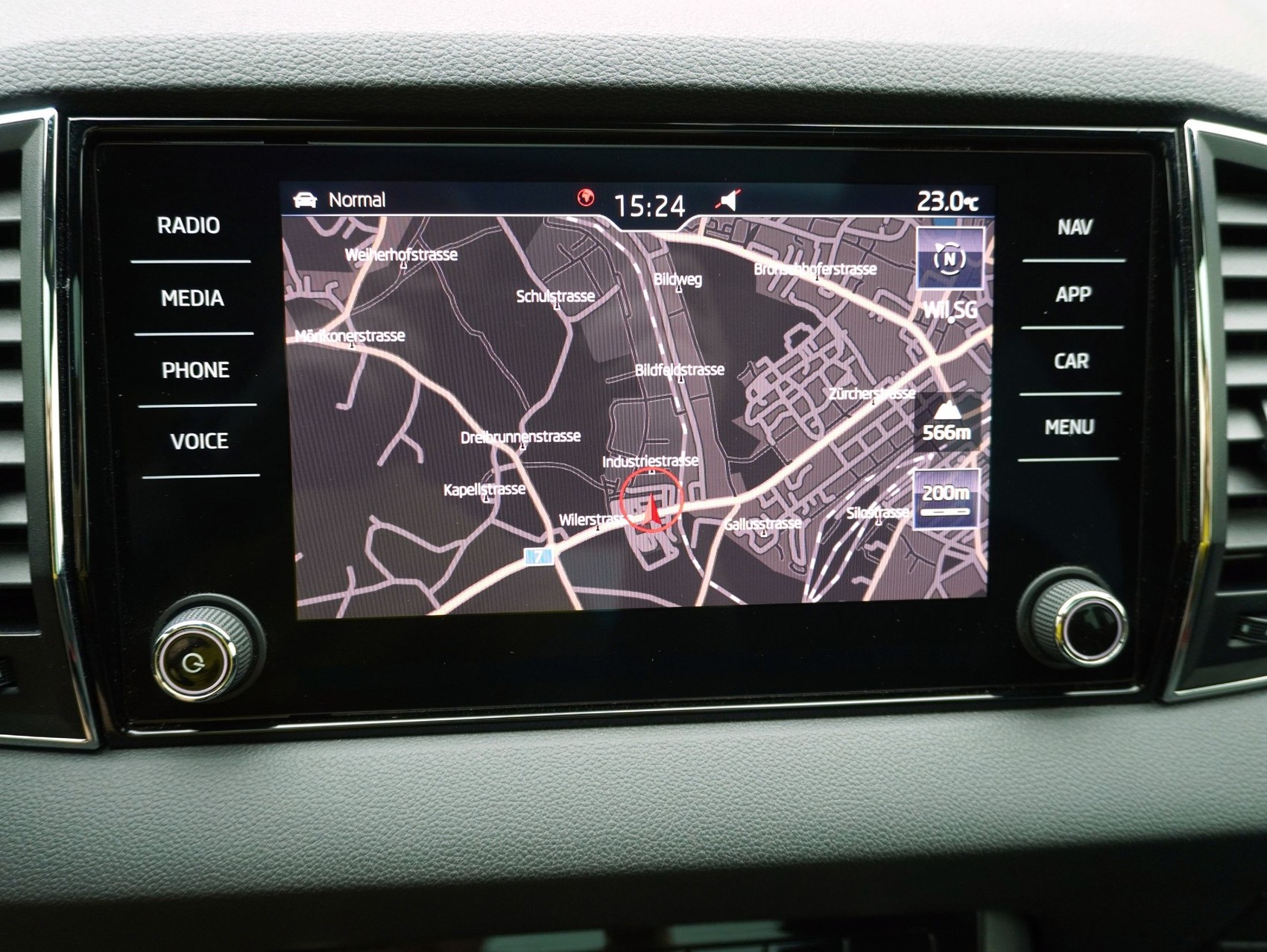 SKODA Karoq 2.0 TSI DSG Sport Line 4x4-image-21