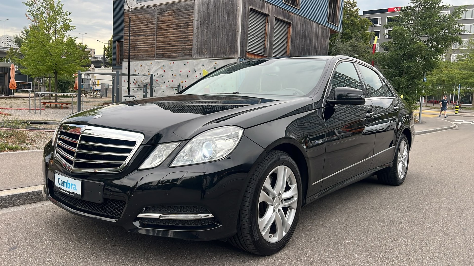 MERCEDES-BENZ E 350 CDI BlueEff. Avantgarde 4Matic 7G-Tronic-image-0
