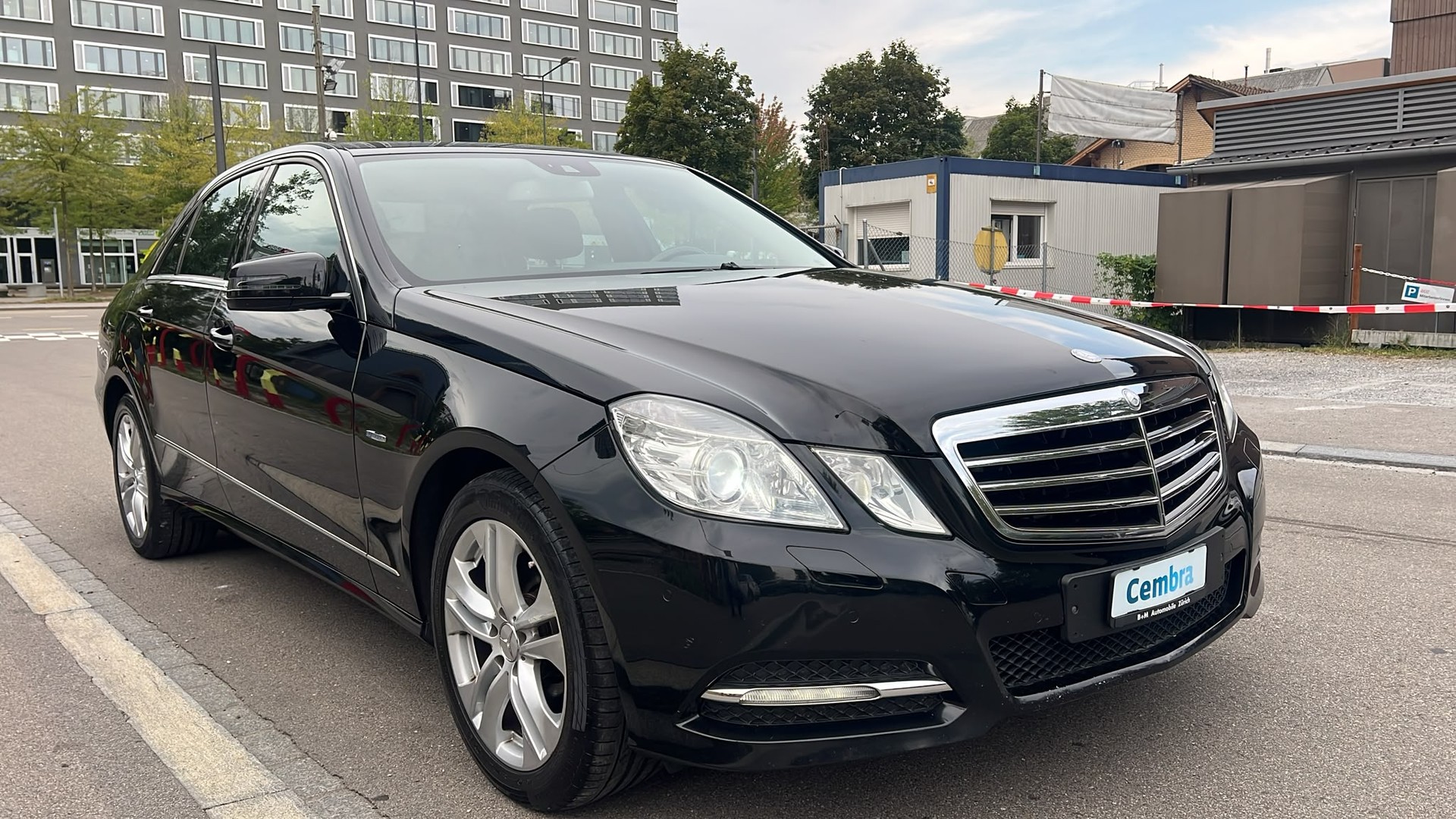 MERCEDES-BENZ E 350 CDI BlueEff. Avantgarde 4Matic 7G-Tronic-image-2