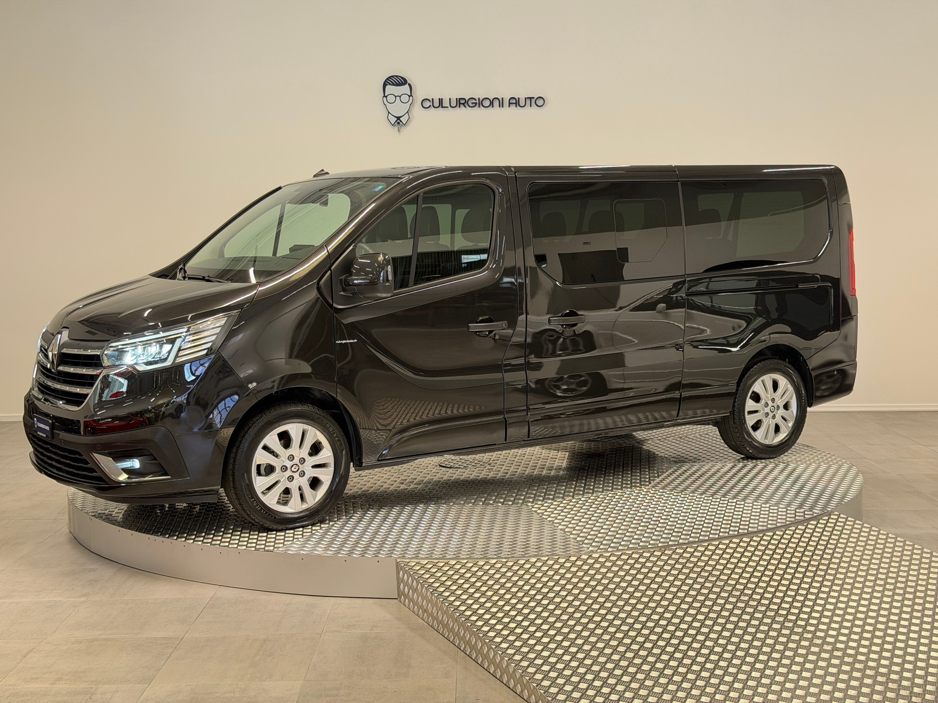 RENAULT Trafic Blue dCi 150 Passenger Evolution EDC