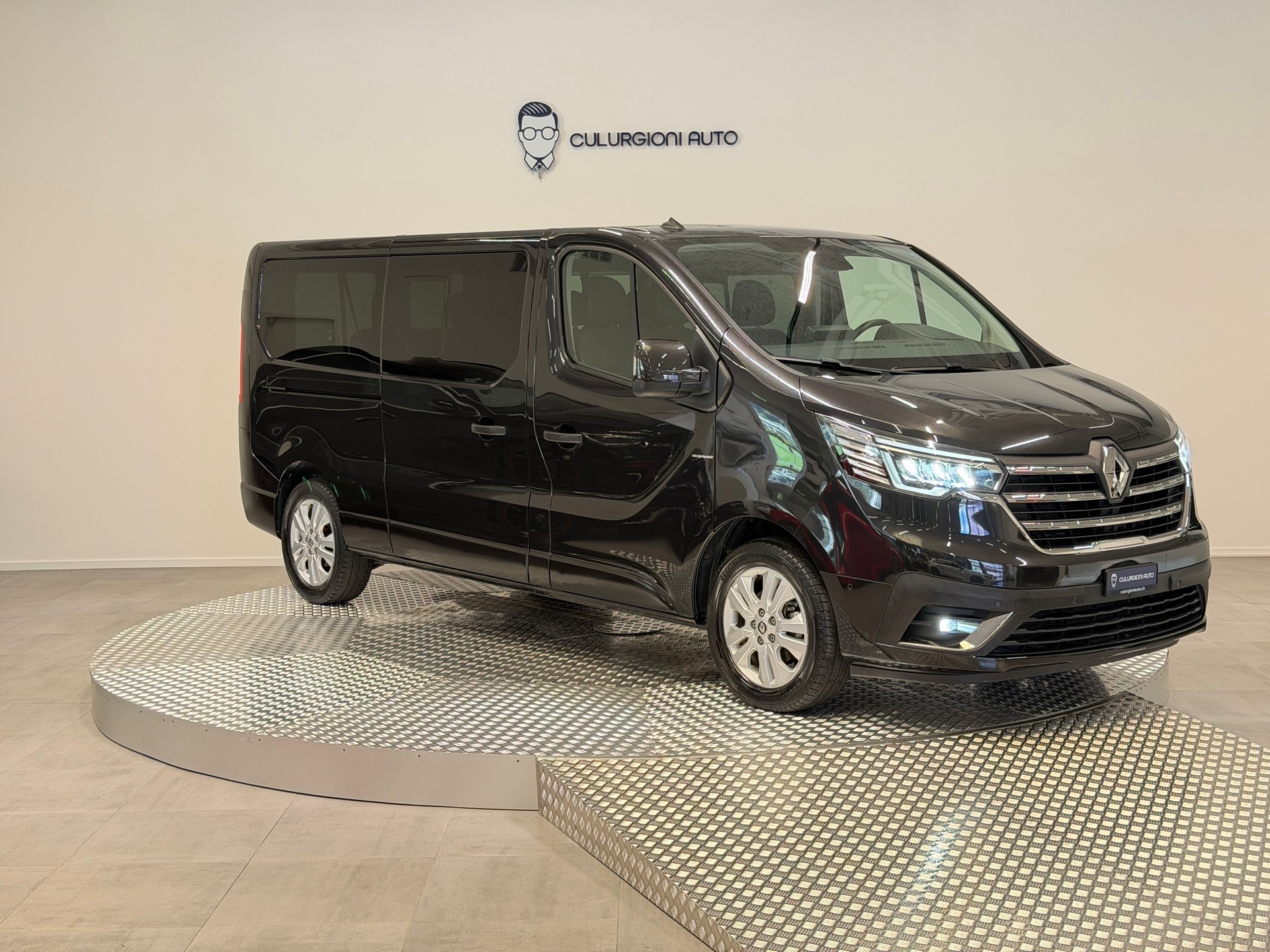 RENAULT Trafic Blue dCi 150 Passenger Evolution EDC-image-6