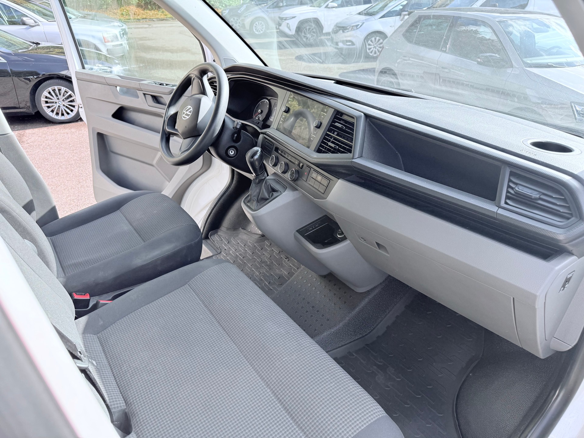 VW T6.1 2.0 TDI 150 PS DSG 4Motion-image-14