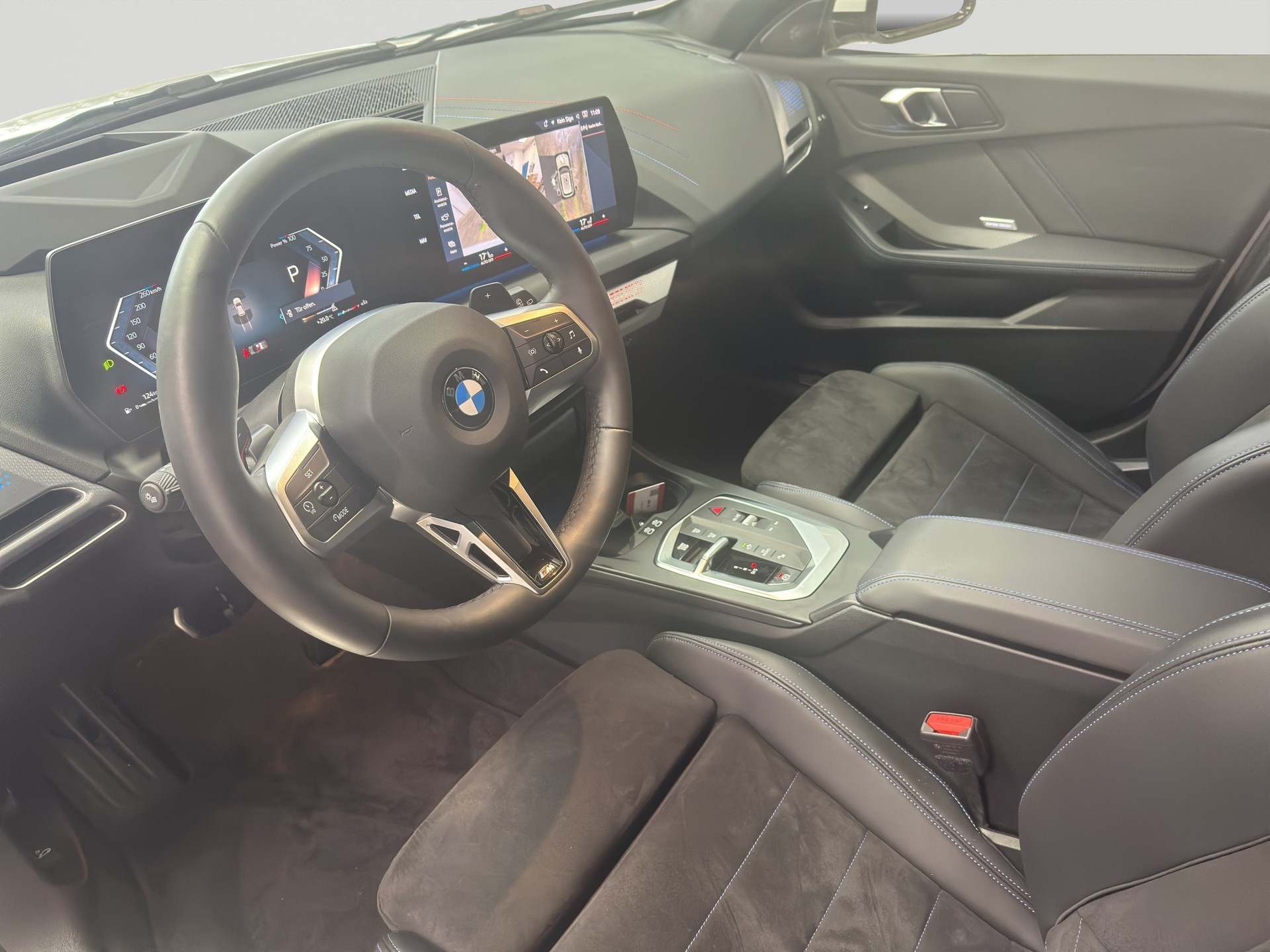 BMW 120 M Sport Steptronic-image-6