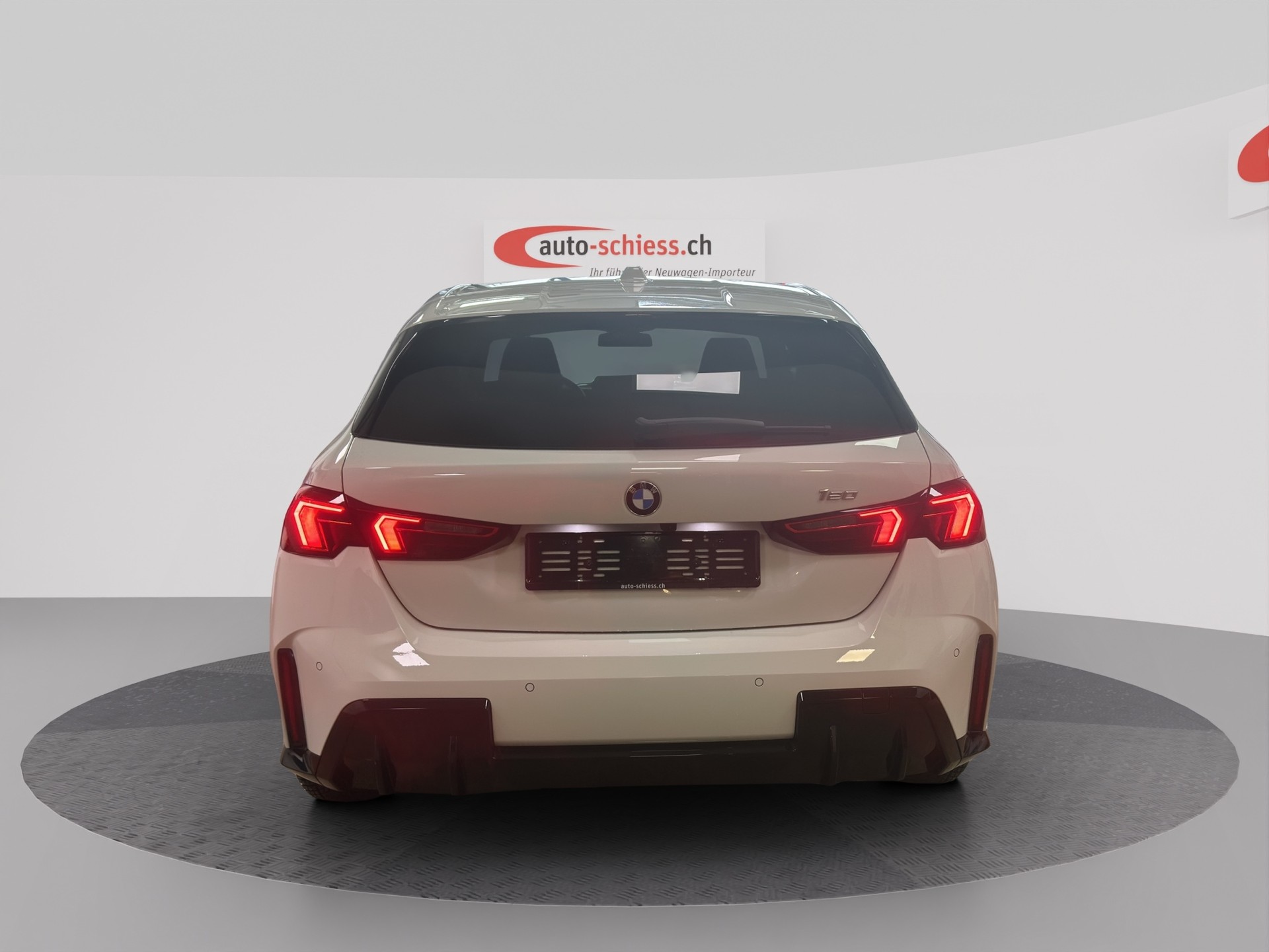 BMW 120 M Sport Steptronic-image-5