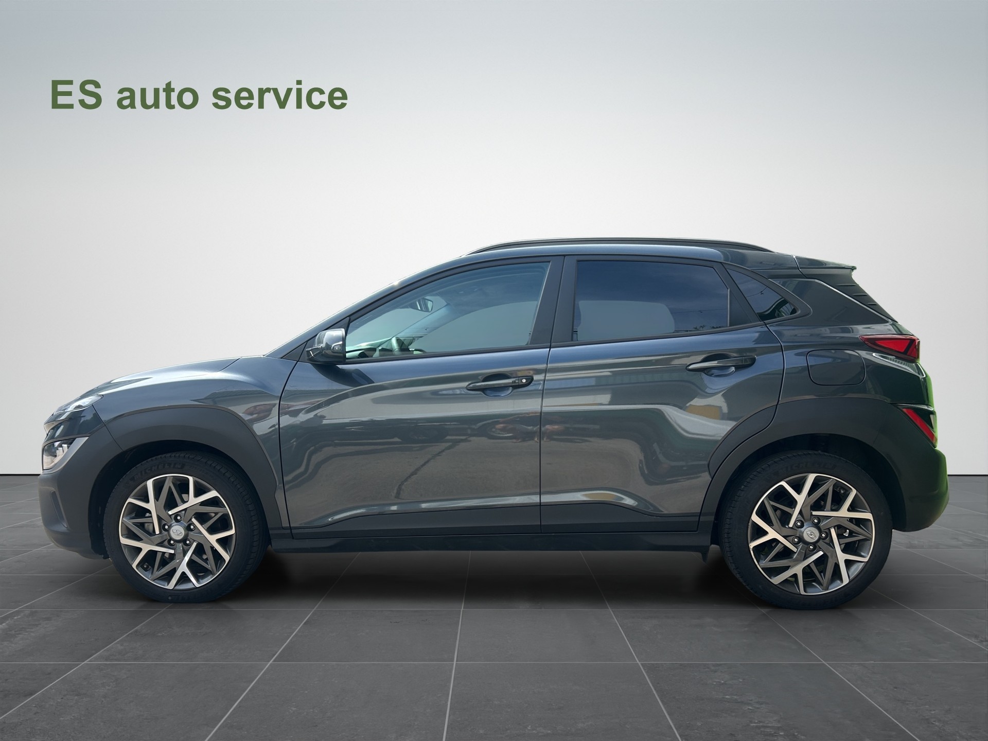 HYUNDAI Kona 1.6 GDi HEV Amplia DCT-image-2