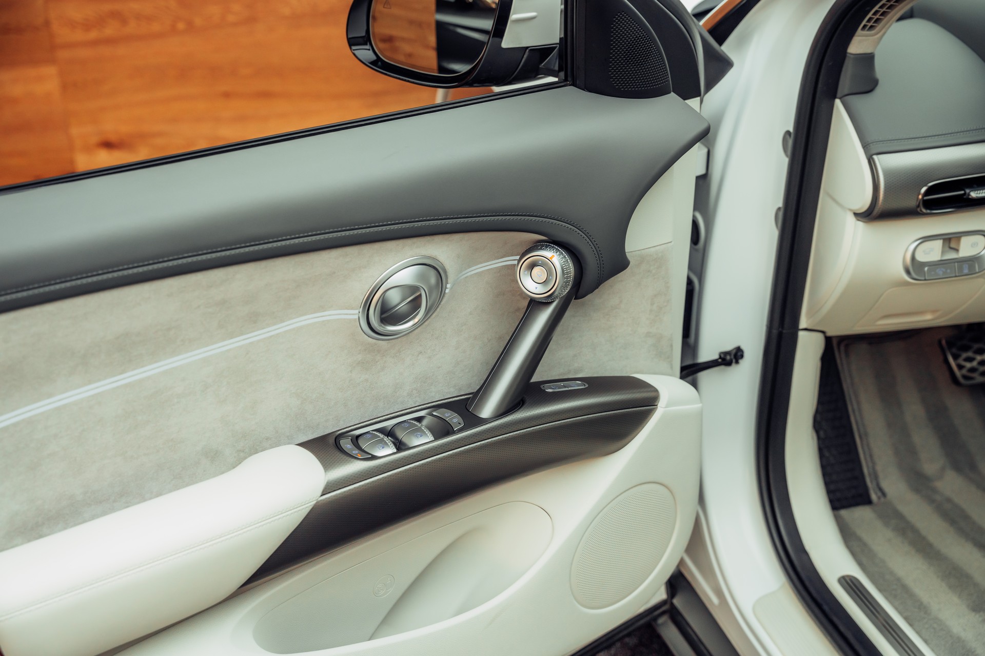 GENESIS GV60 77.4 kWh Sport Plus AWD-image-13