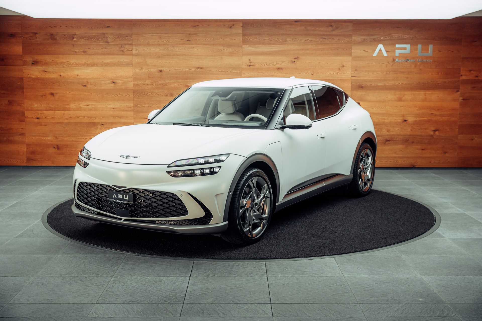 GENESIS GV60 77.4 kWh Sport Plus AWD-image-3