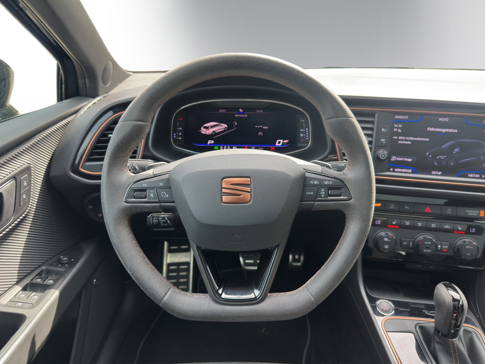 SEAT Leon ST 2.0 TSI Cupra 300 4 Drive DSG-image-4