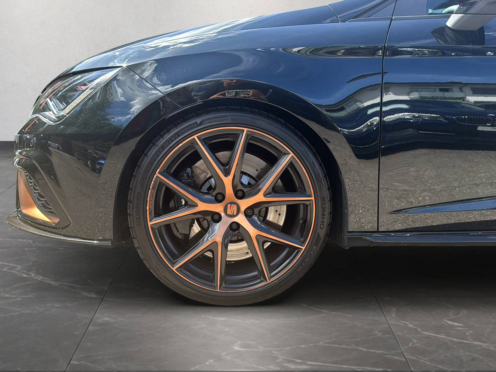 SEAT Leon ST 2.0 TSI Cupra 300 4 Drive DSG-image-6