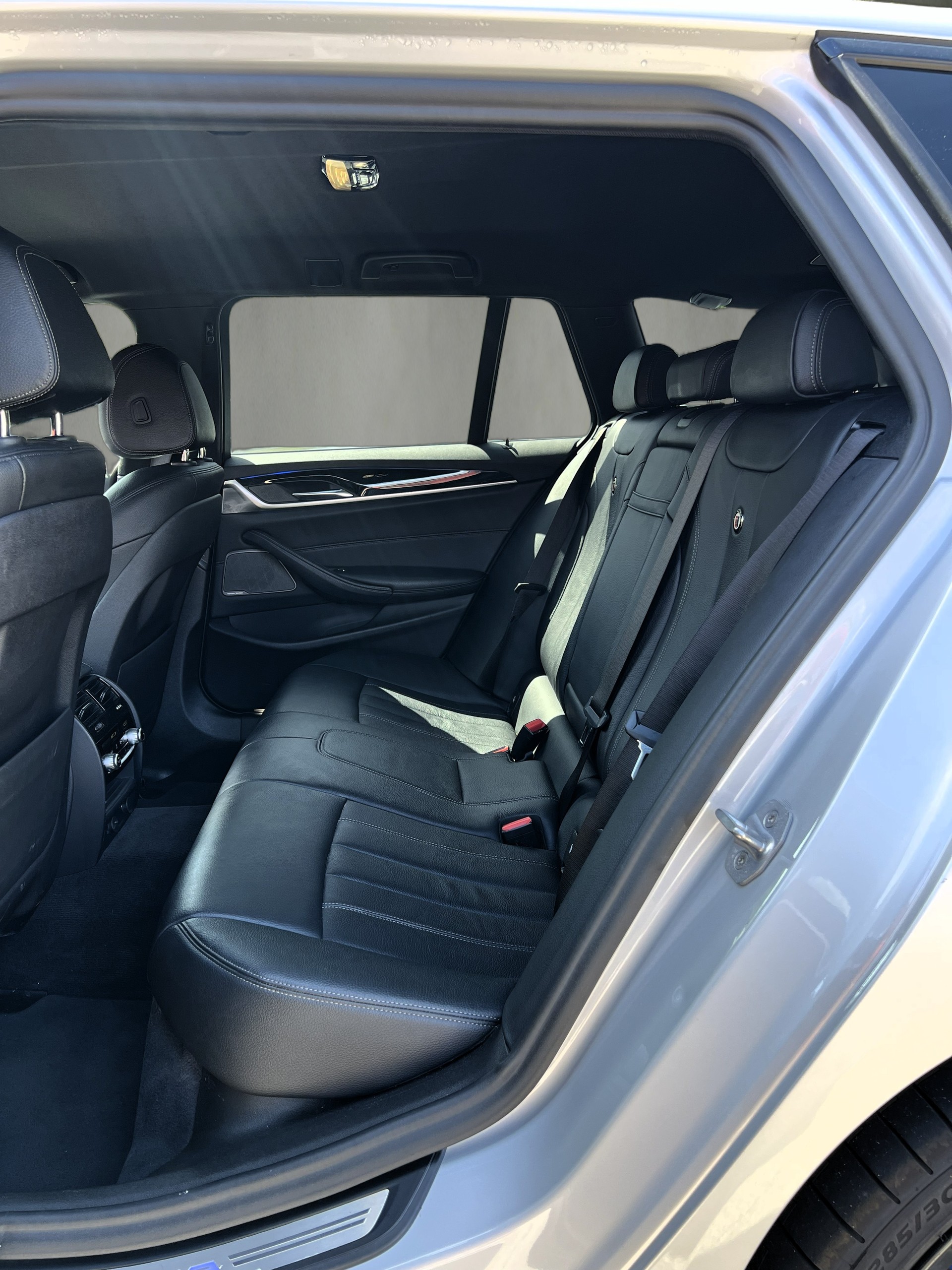 BMW-ALPINA B5 BiTurbo Touring 4.4 V8 xDrive Switch-Tronic-image-10