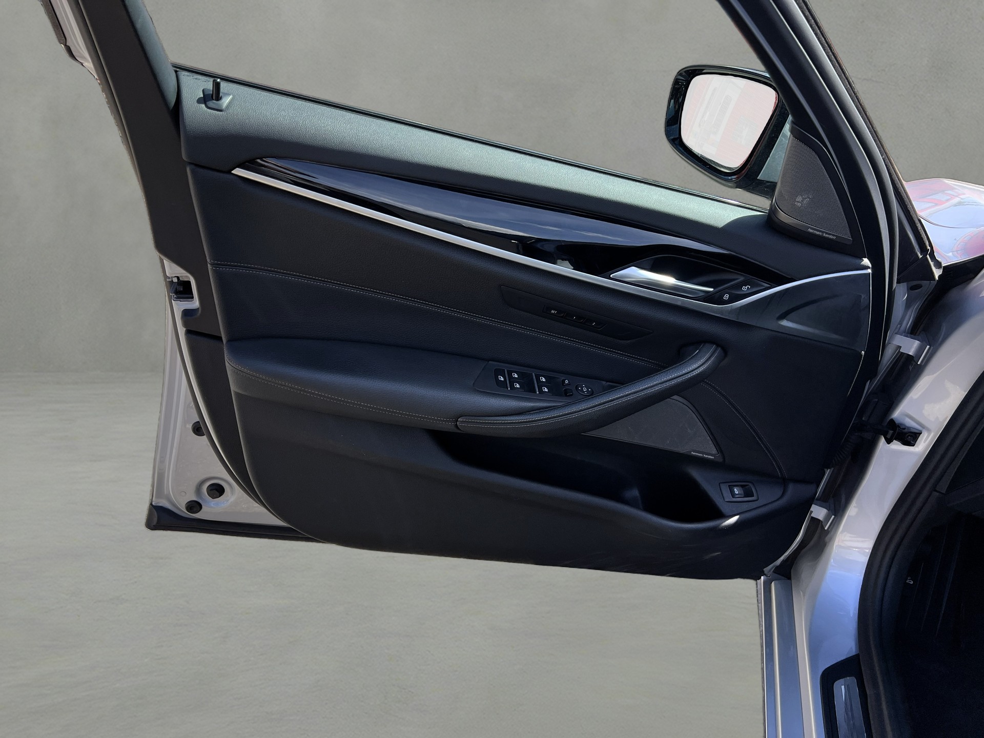 BMW-ALPINA B5 BiTurbo Touring 4.4 V8 xDrive Switch-Tronic-image-14