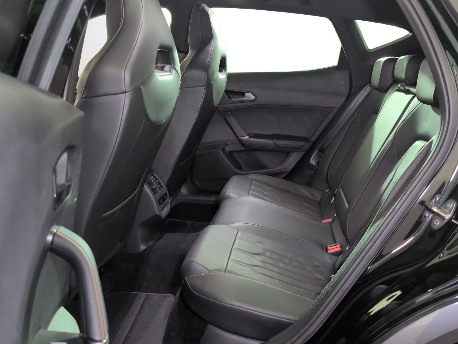 CUPRA Formentor 1.4 e-HYBRID pHEV VZ DSG-image-7