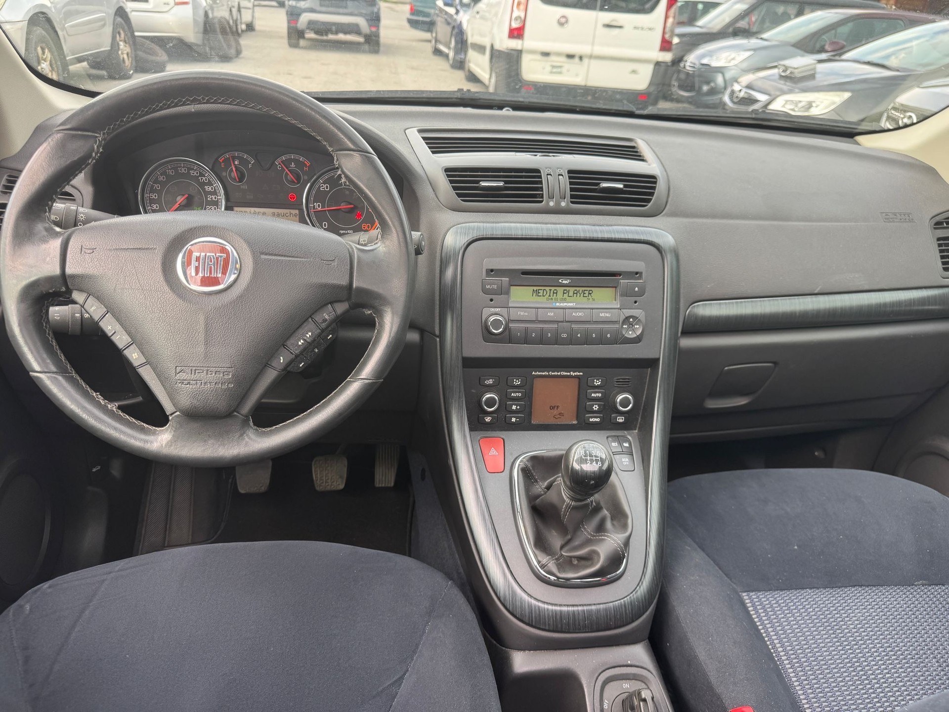FIAT Croma 1.9 16V JTD Dynamic-image-7