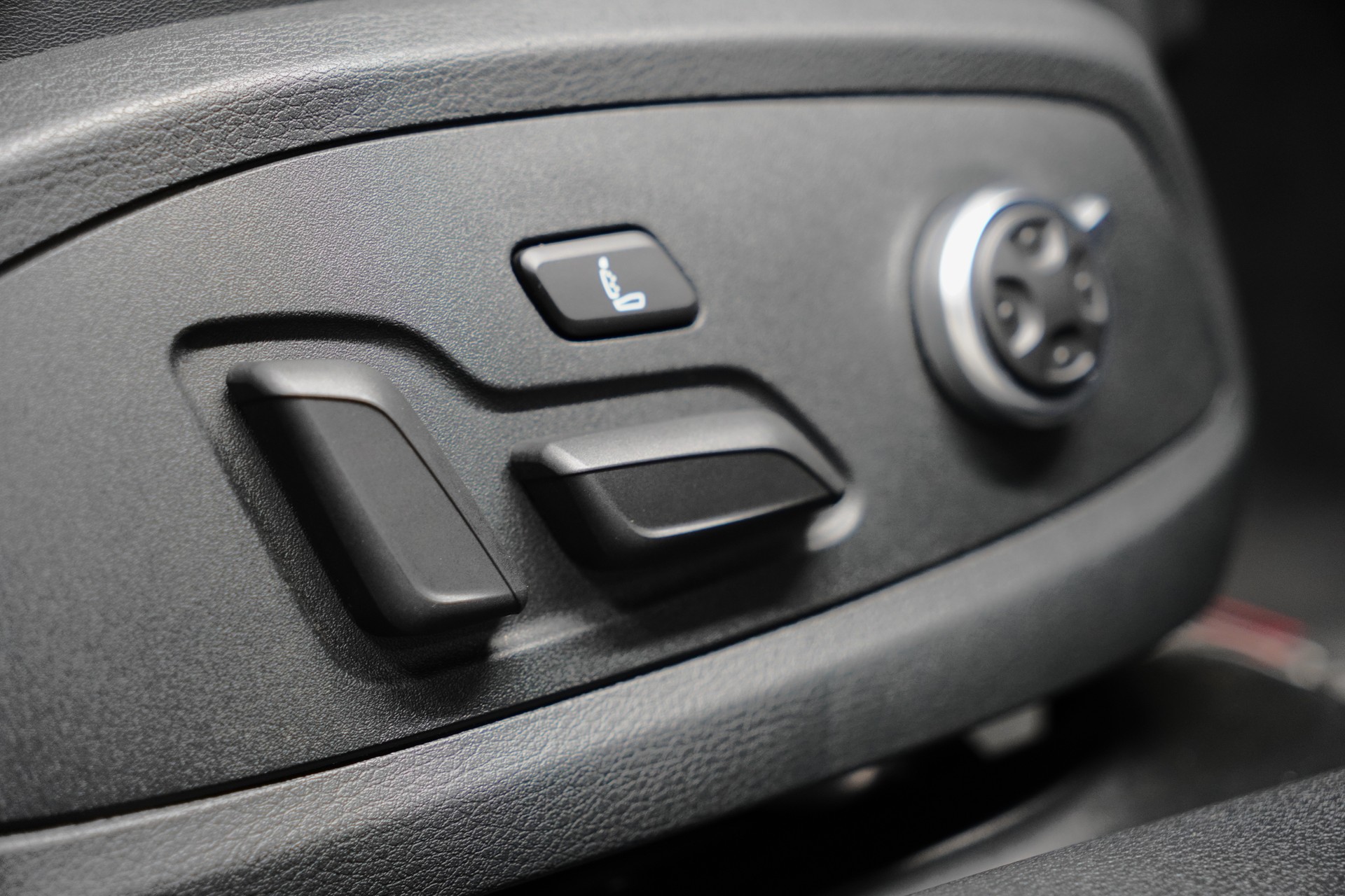 AUDI RS4 Avant 2.9 TFSI quattro tiptronic-image-19