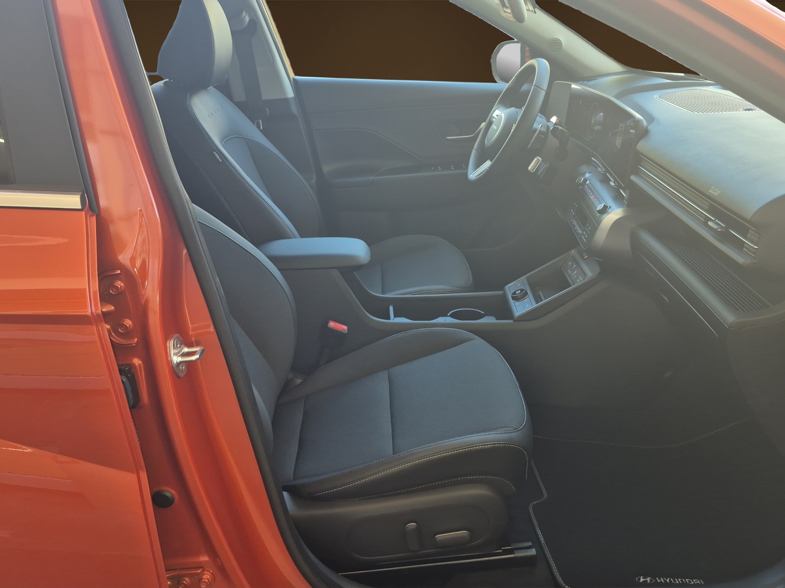 HYUNDAI Kona 65,4 kWh Electric Amplia Wärmepumpe-image-8