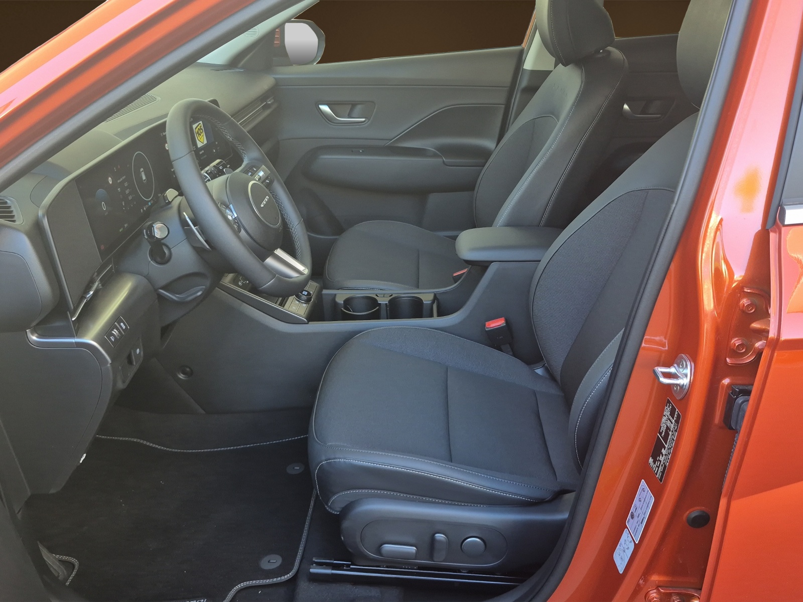 HYUNDAI Kona 65,4 kWh Electric Amplia Wärmepumpe-image-5