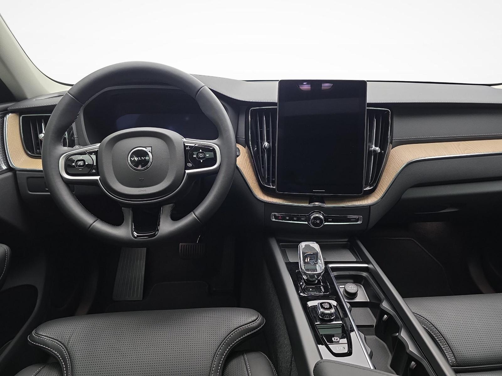 VOLVO XC60 2.0 T6 TE Ultra Dark eAWD-image-8
