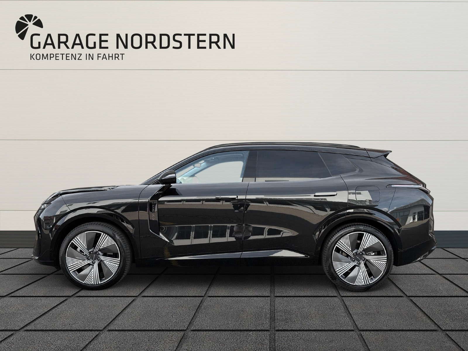 LYNK & CO 08 1.5 PHEV More-image-1